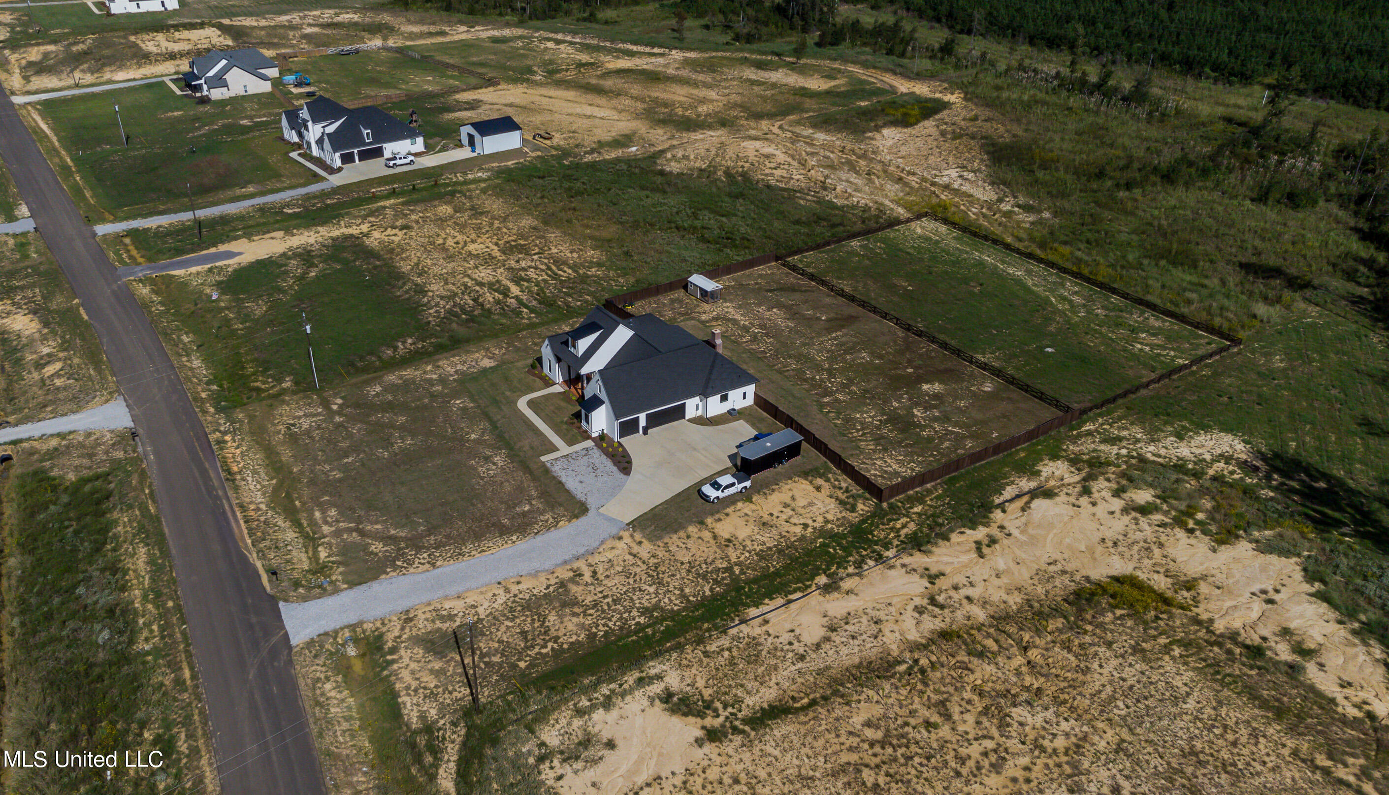 Brandon, Mississippi 39047, United States, 4 Bedrooms Bedrooms, ,4 BathroomsBathrooms,Residential,Pending,40706