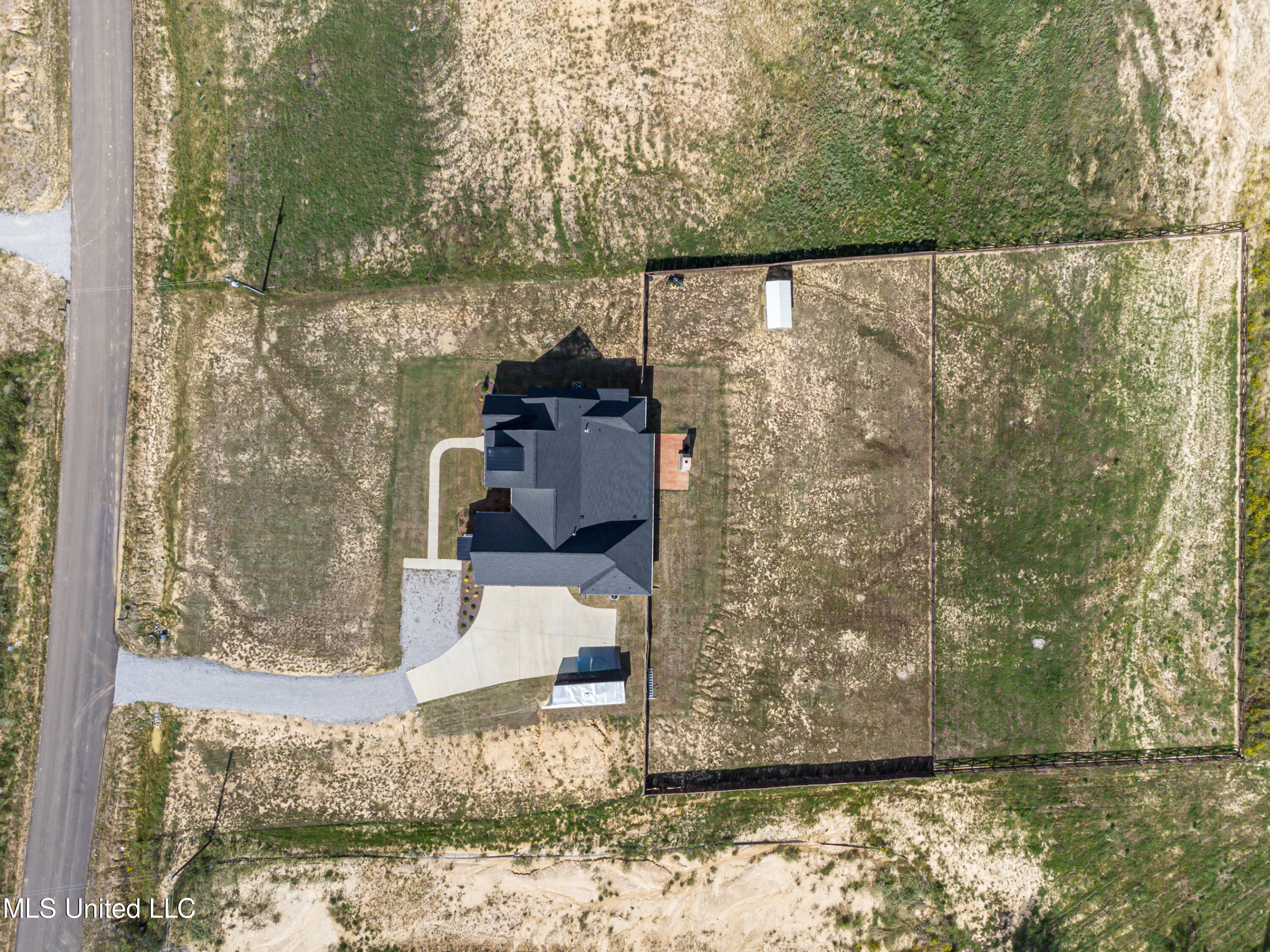 Brandon, Mississippi 39047, United States, 4 Bedrooms Bedrooms, ,4 BathroomsBathrooms,Residential,Pending,40706