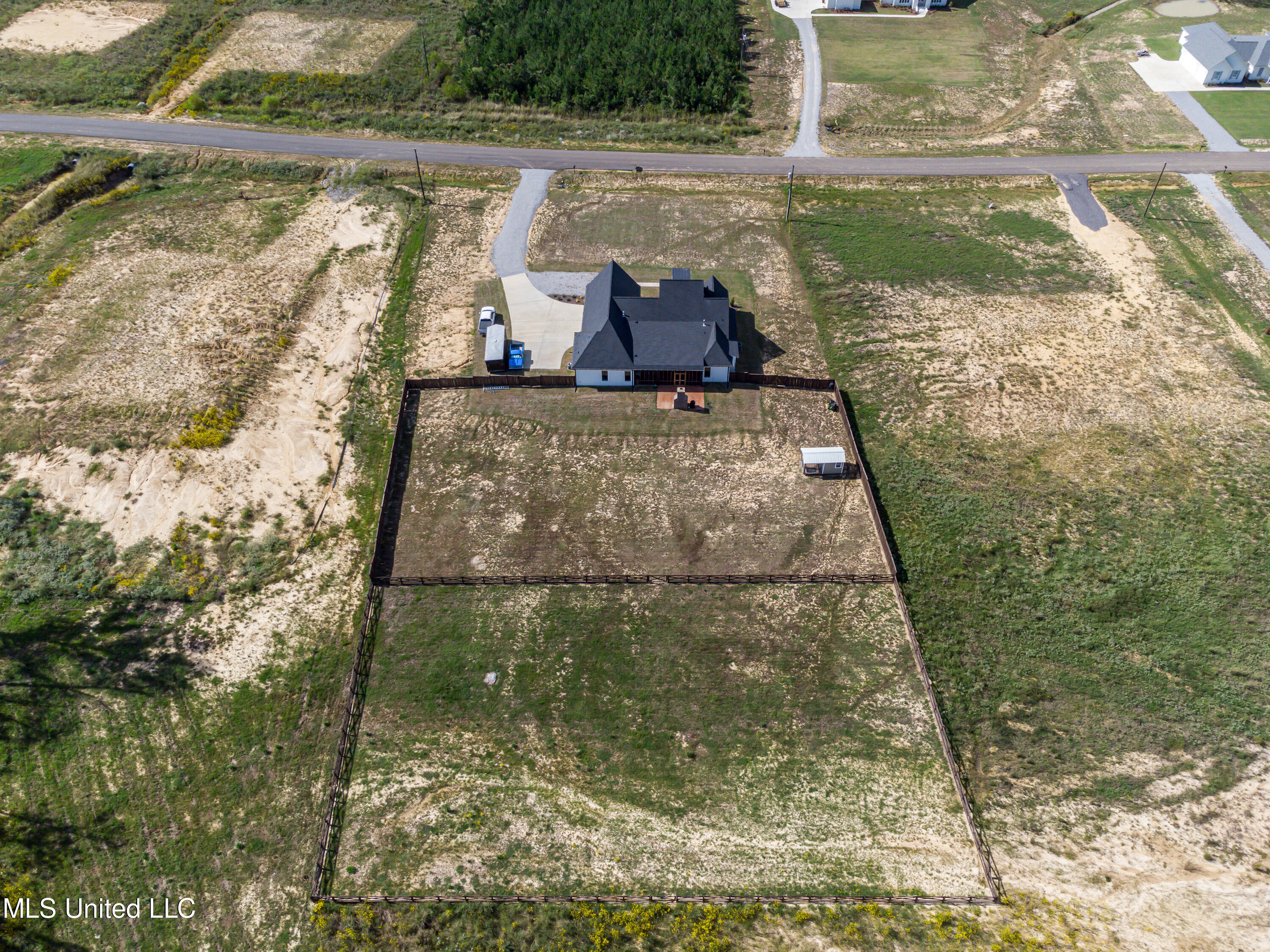 Brandon, Mississippi 39047, United States, 4 Bedrooms Bedrooms, ,4 BathroomsBathrooms,Residential,Pending,40706