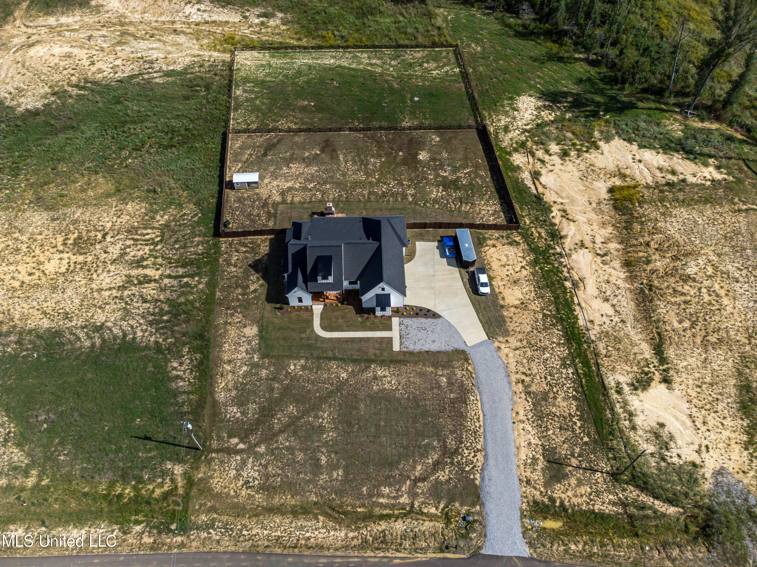 Brandon, Mississippi 39047, United States, 4 Bedrooms Bedrooms, ,4 BathroomsBathrooms,Residential,Pending,40706