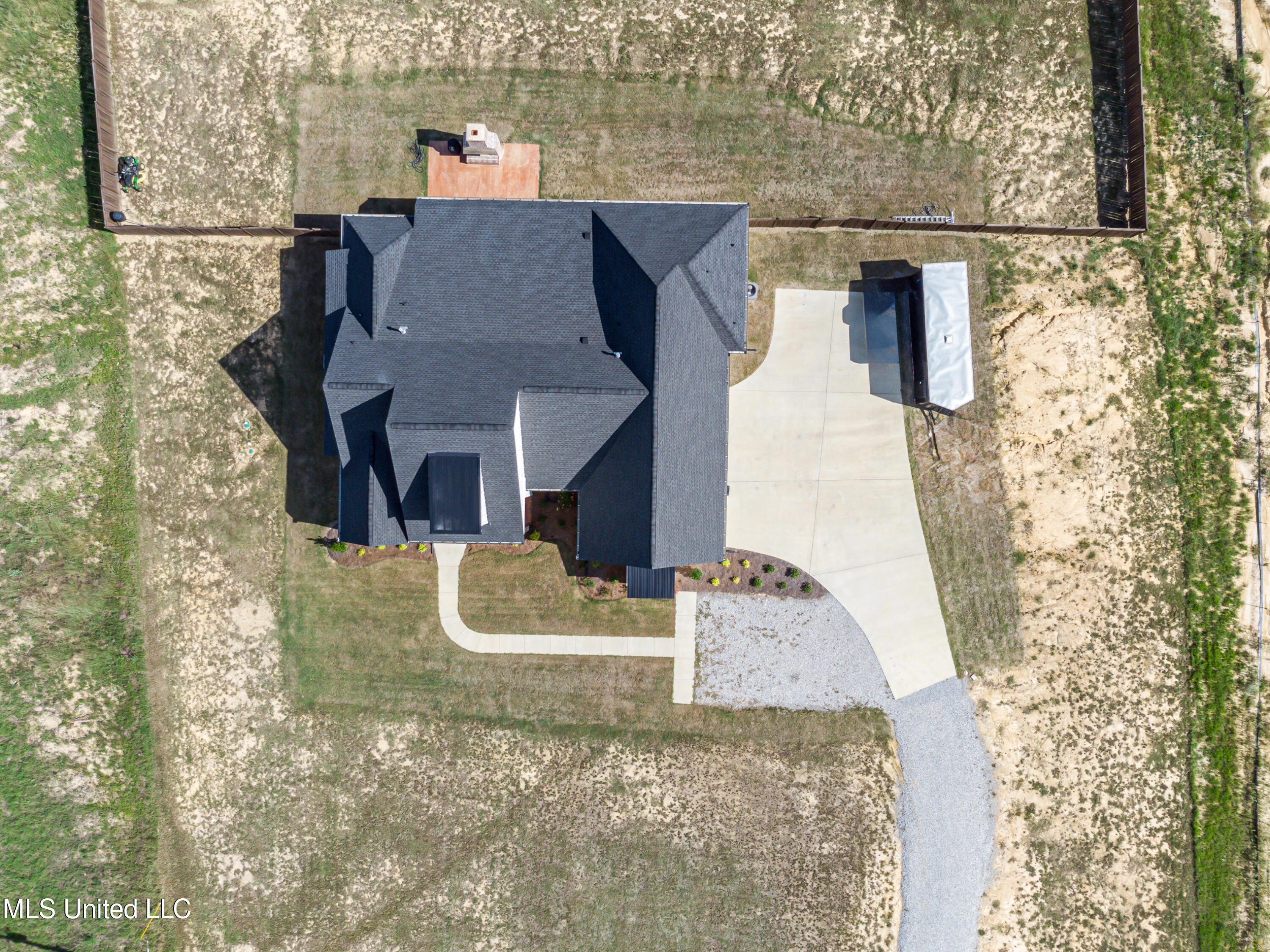 Brandon, Mississippi 39047, United States, 4 Bedrooms Bedrooms, ,4 BathroomsBathrooms,Residential,Pending,40706