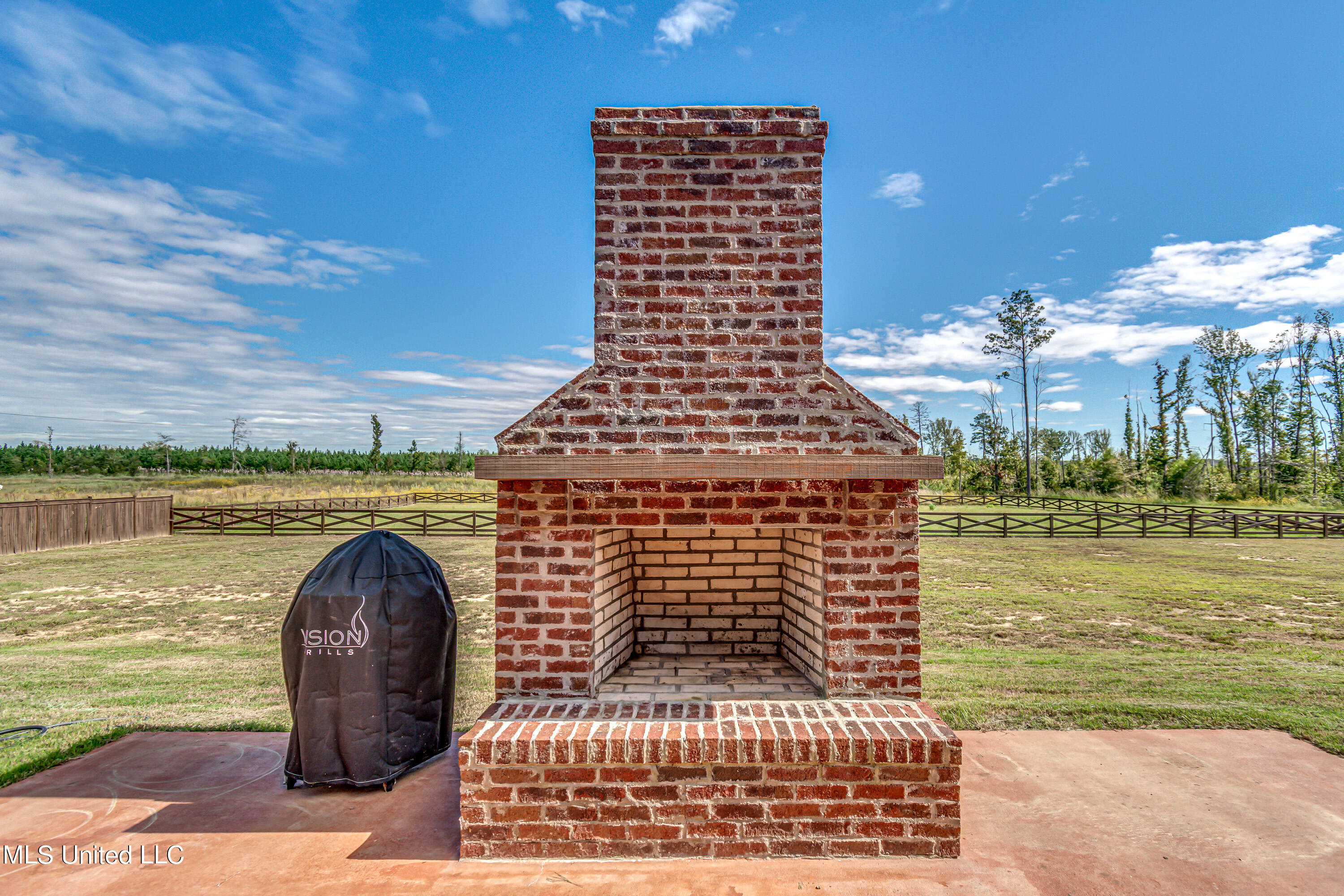 Brandon, Mississippi 39047, United States, 4 Bedrooms Bedrooms, ,4 BathroomsBathrooms,Residential,Pending,40706