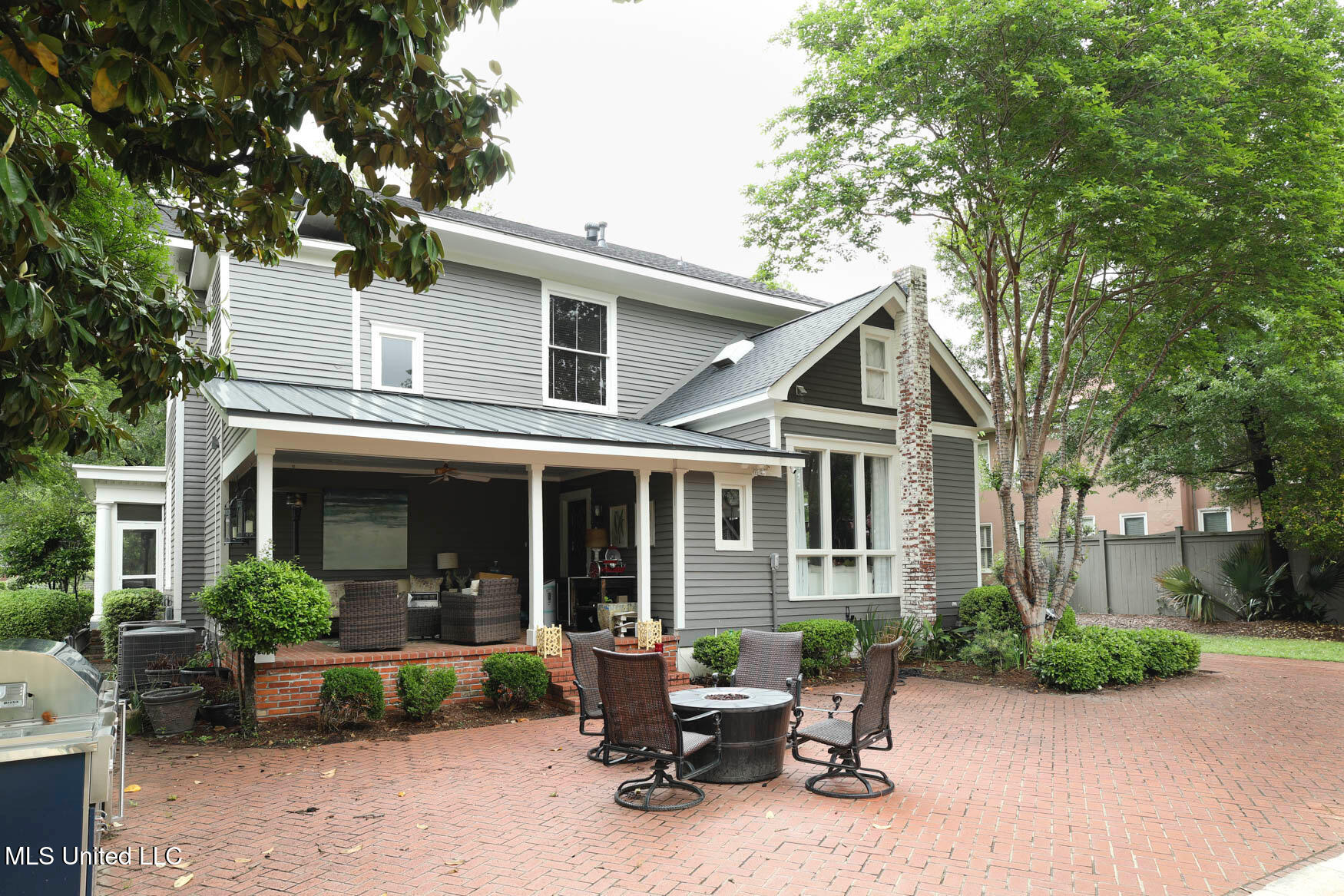 307 Grand Boulevard, Greenwood, Mississippi image 3