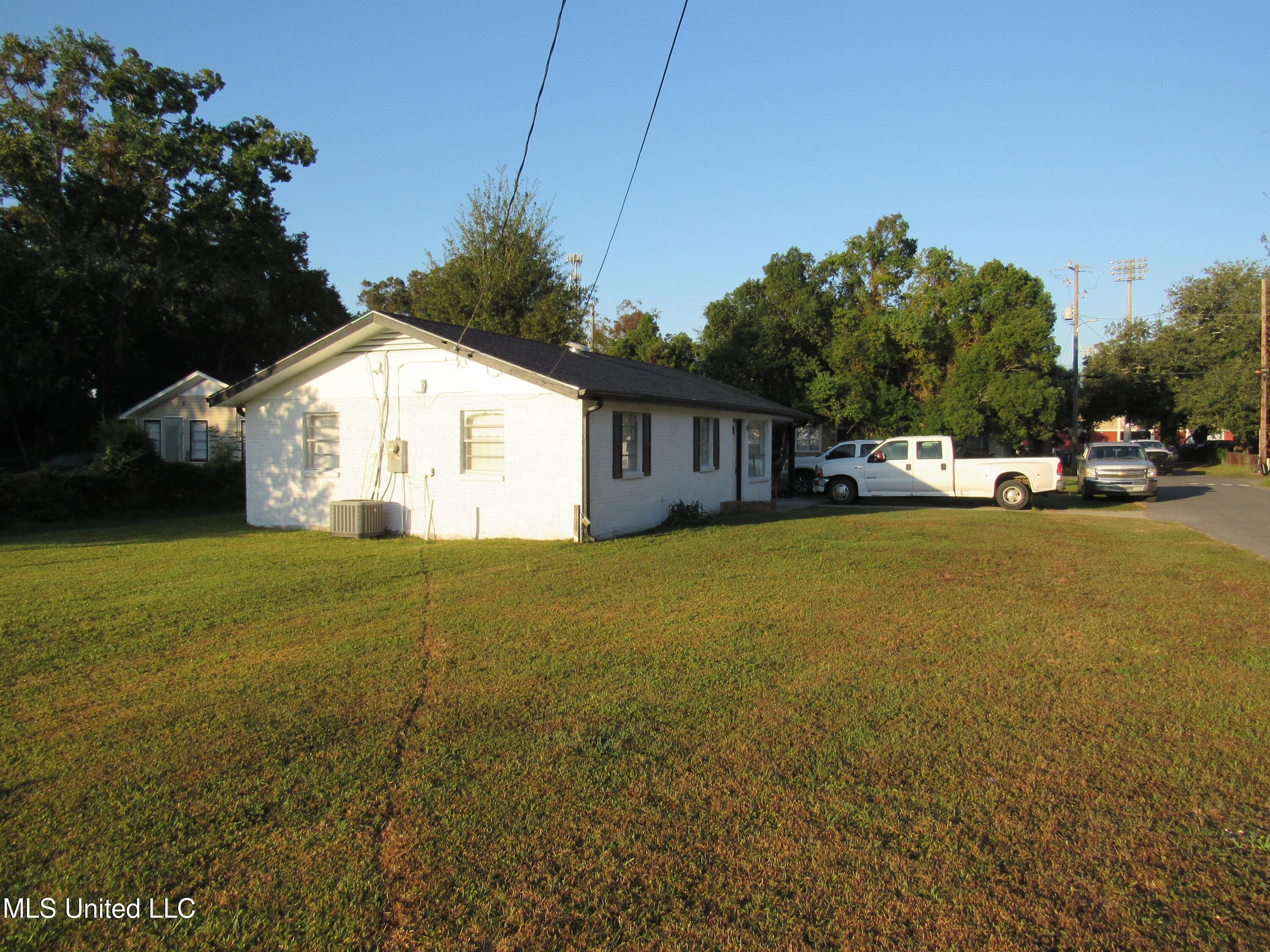 1238 37th Avenue, Gulfport, Mississippi image 16