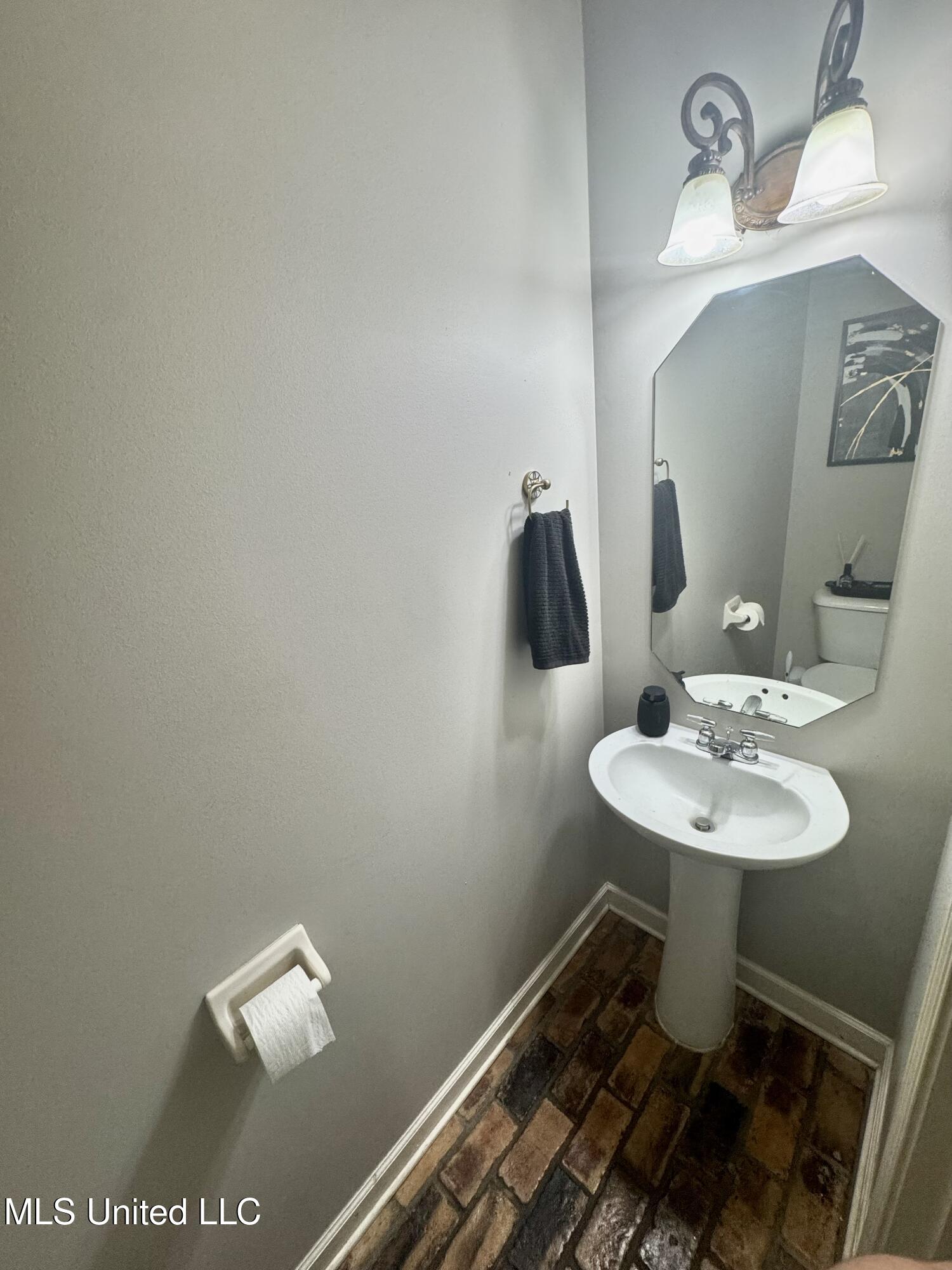 4896 Park North Drive, Olive Branch, Mississippi image 10