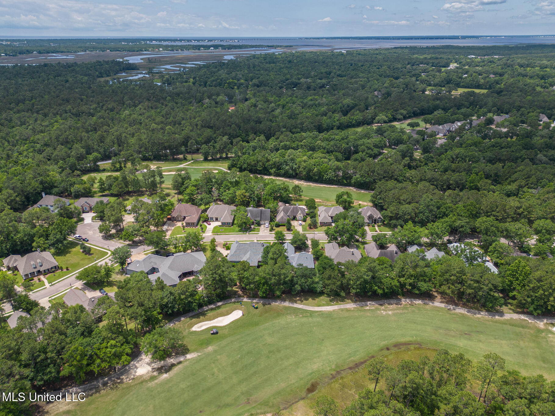 7046 Rolling Green Drive, Pass Christian, Mississippi image 27