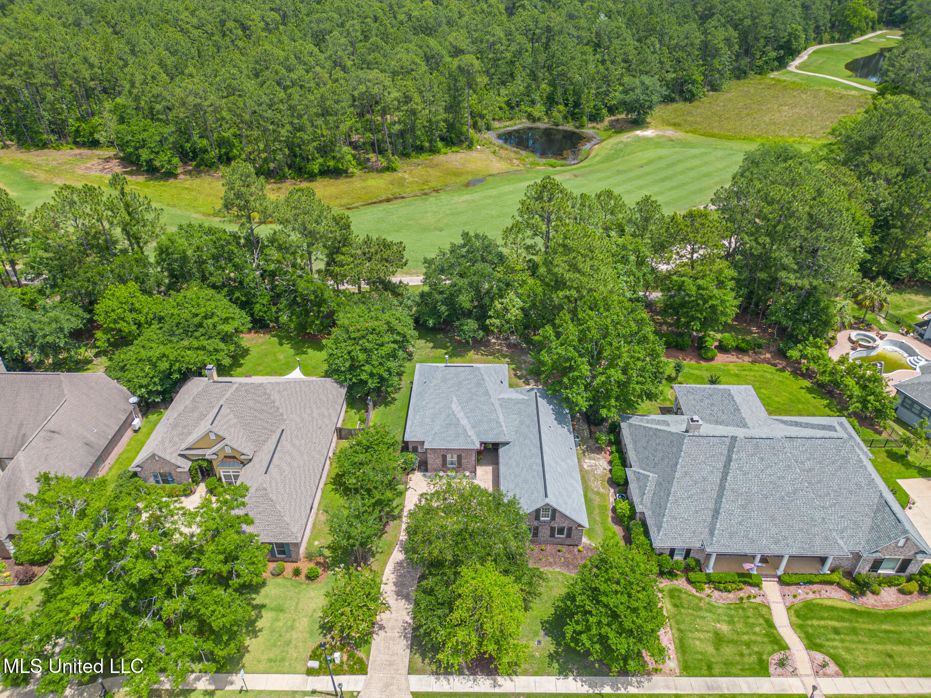 7046 Rolling Green Drive, Pass Christian, Mississippi image 26
