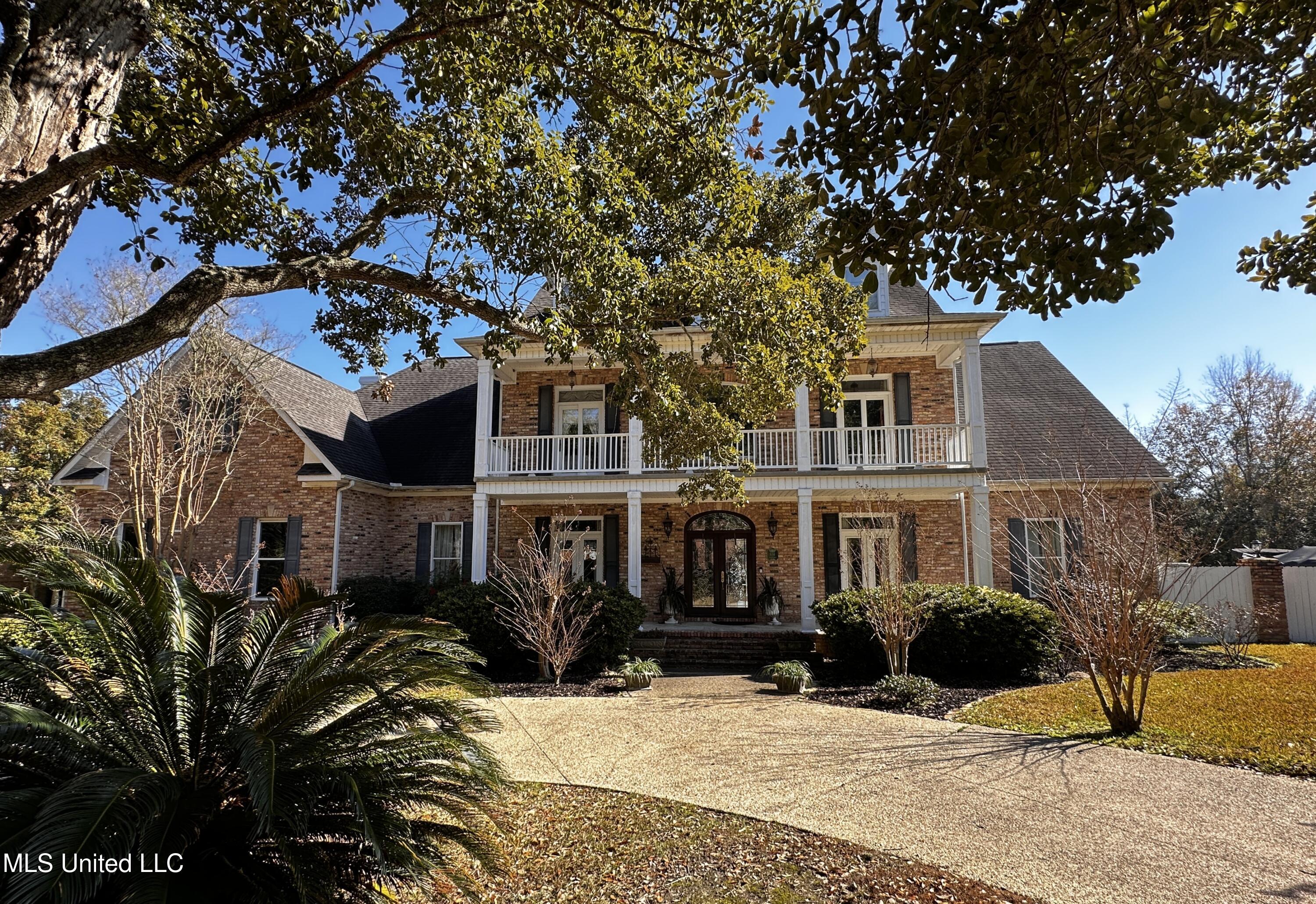 614 Grand Oaks, Pascagoula, Mississippi image 1