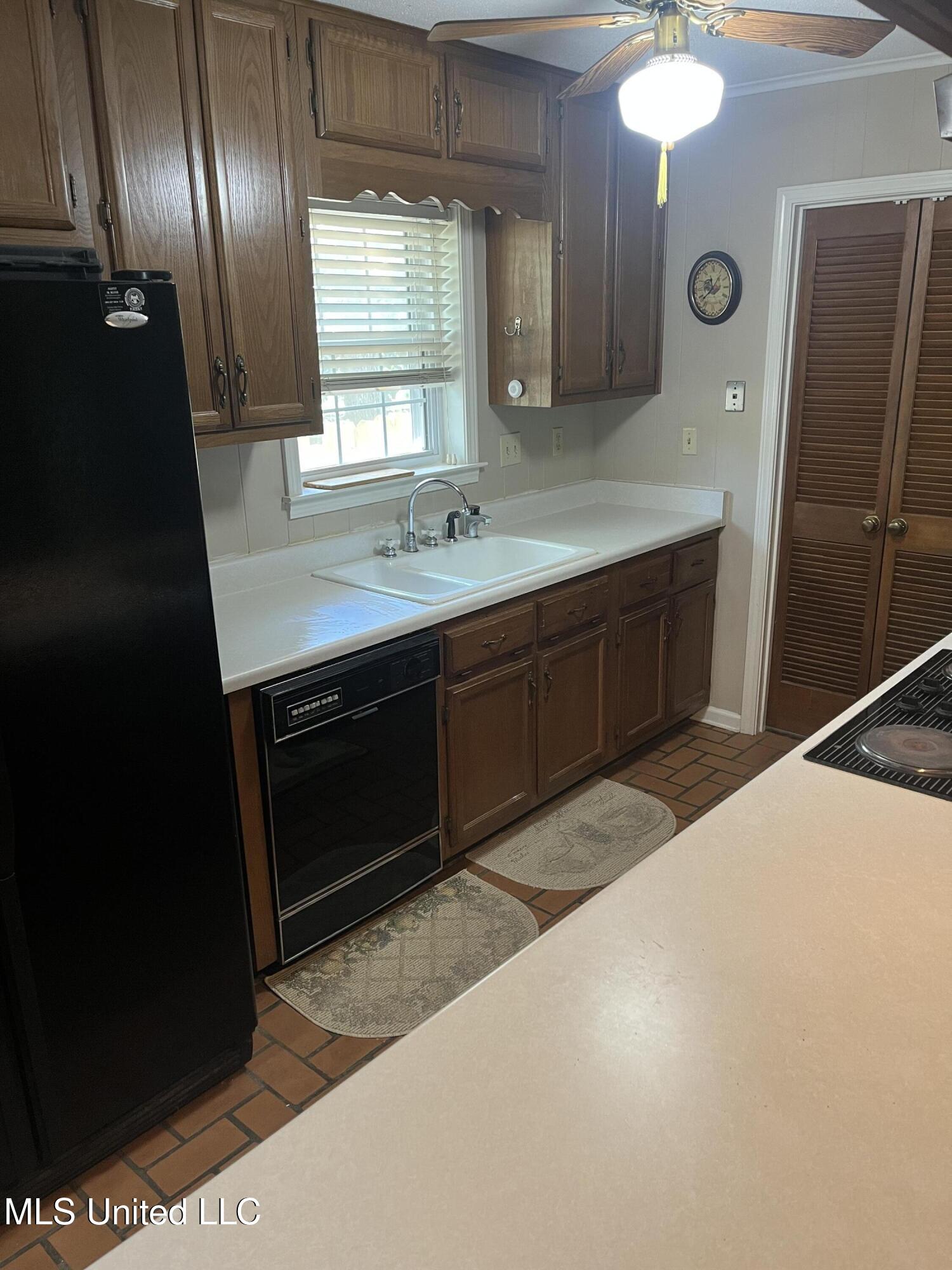 1224 Claiborne Drive, Southaven, Mississippi image 6