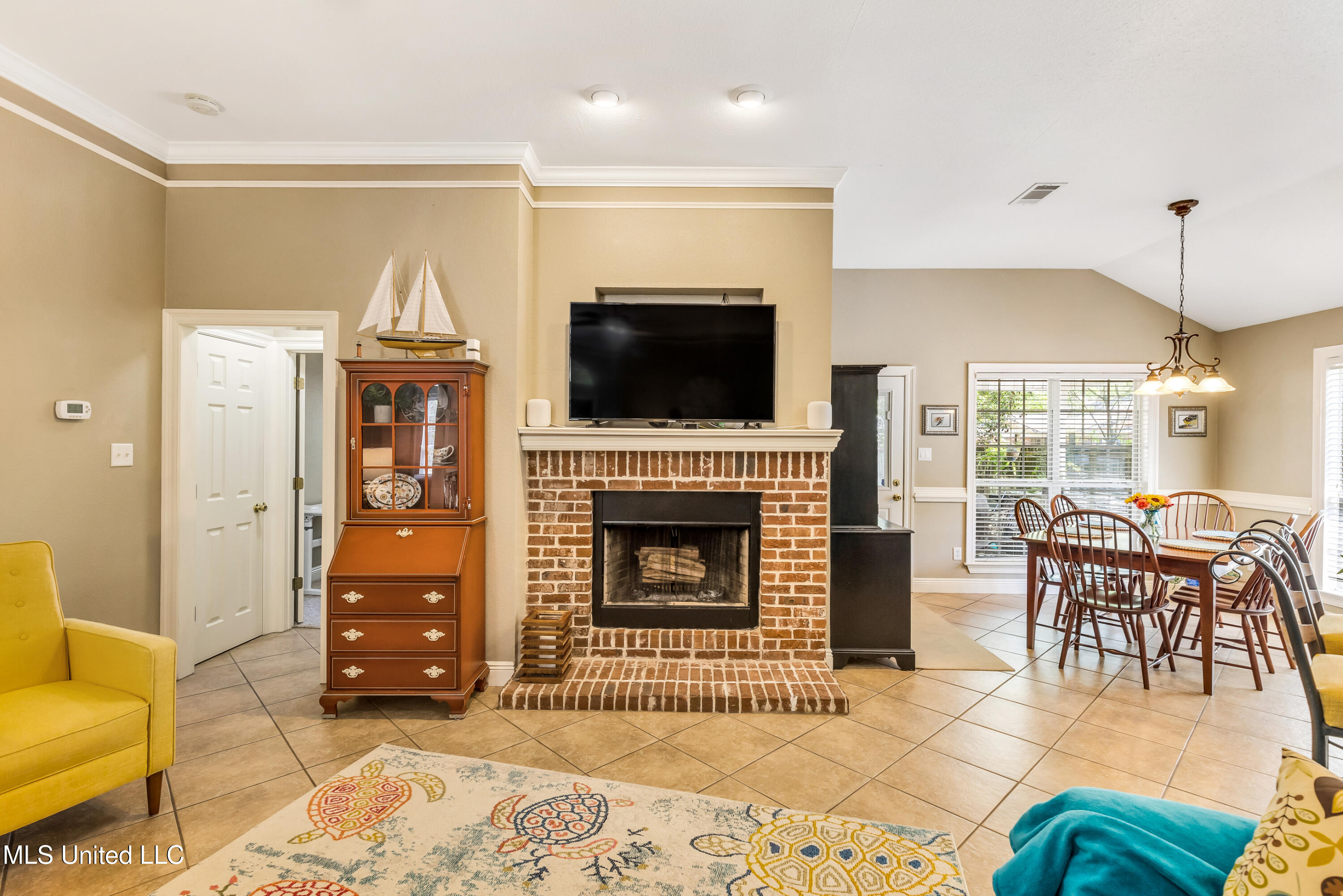 1426 Porpoise Drive, Ocean Springs, Mississippi image 6