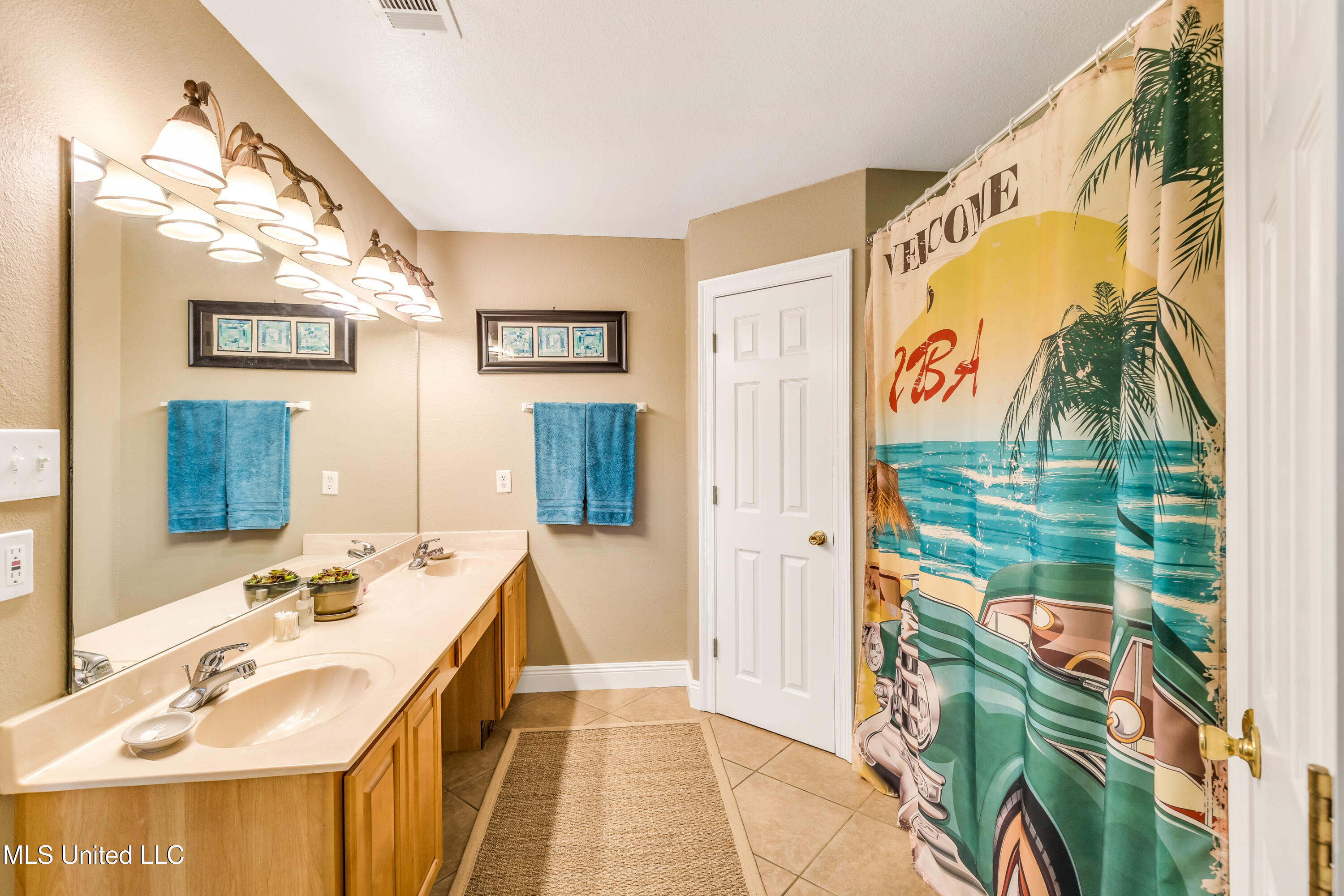 1426 Porpoise Drive, Ocean Springs, Mississippi image 17