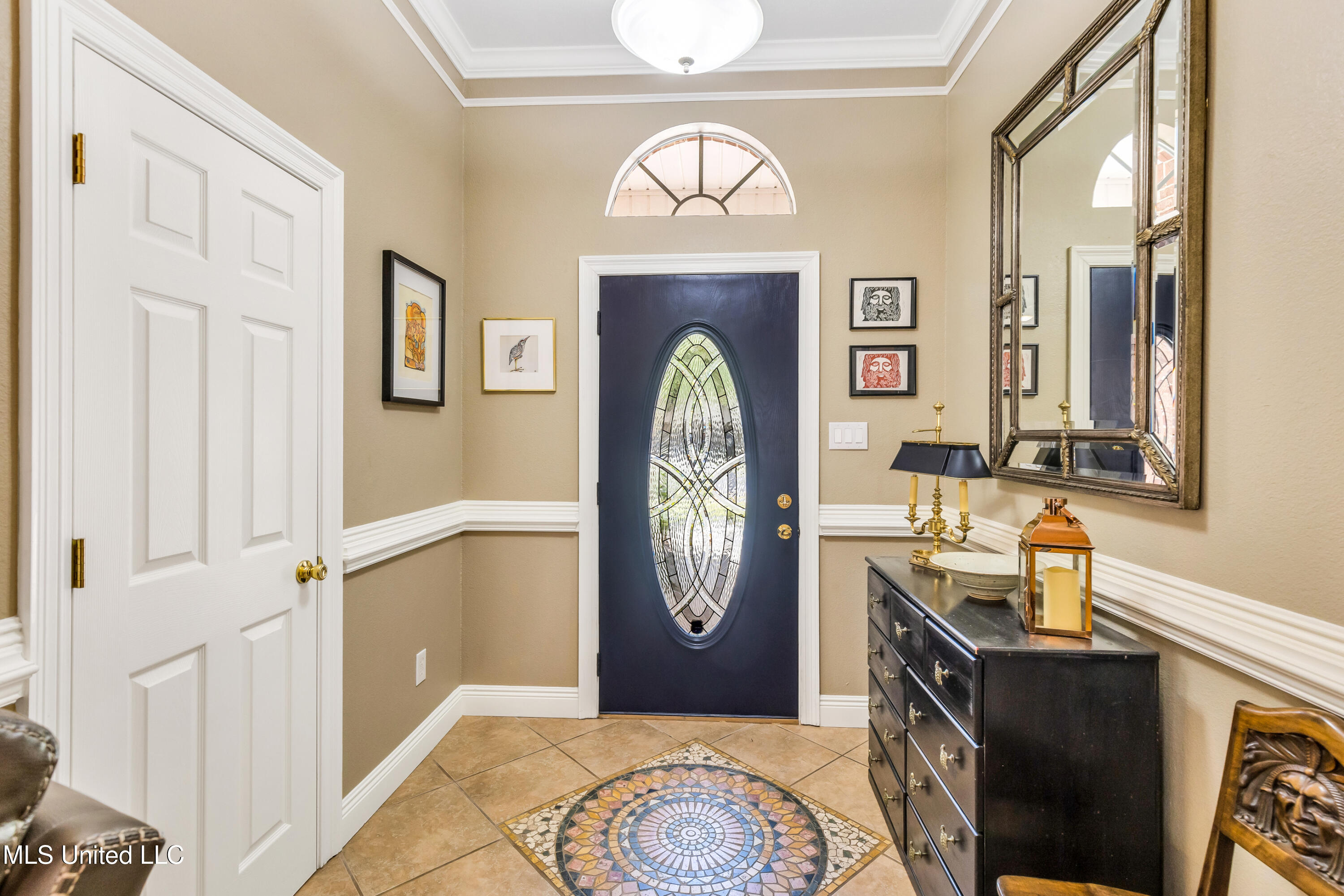 1426 Porpoise Drive, Ocean Springs, Mississippi image 4