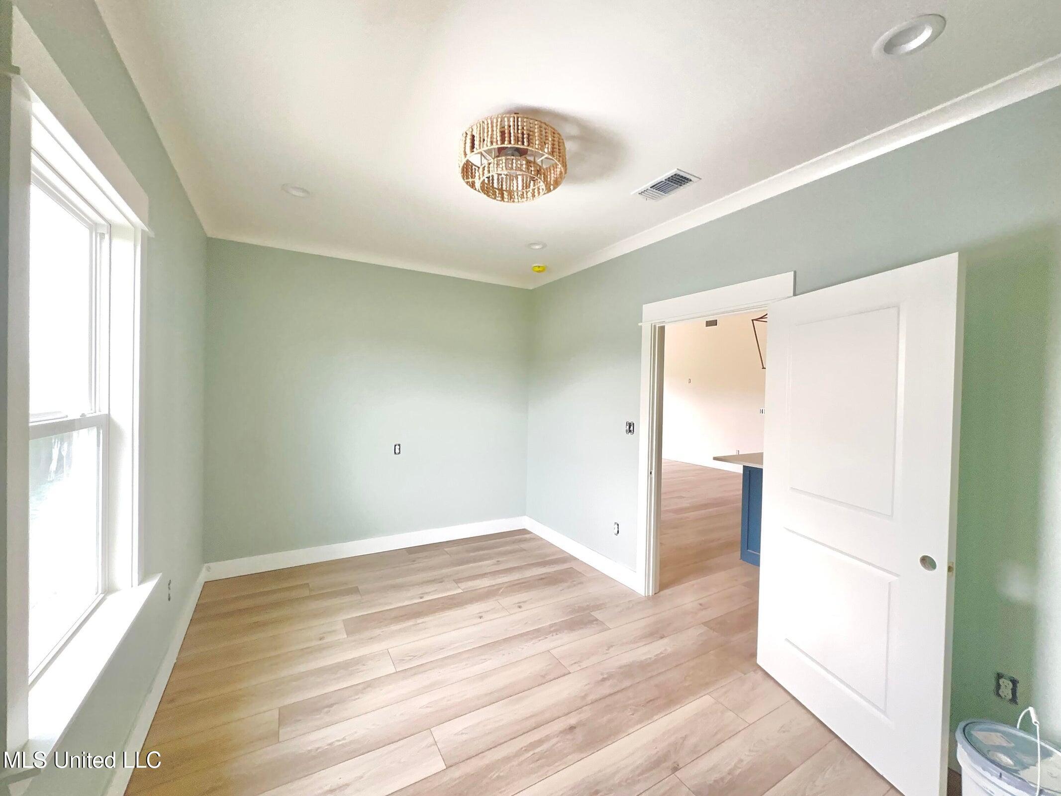 5054 Nebraska Street, Bay Saint Louis, Mississippi image 11