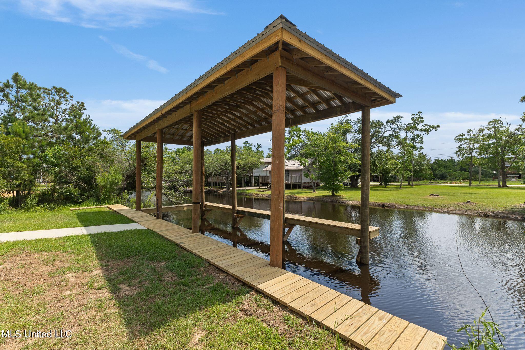 5052 Nebraska Street, Bay Saint Louis, Mississippi image 34