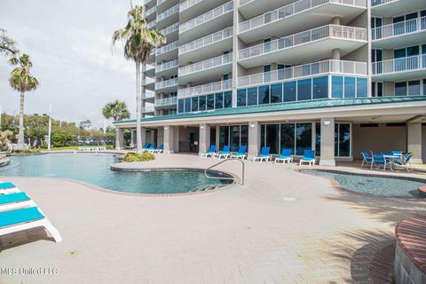 Condominium in Biloxi MS 2668 Beach Boulevard 42.jpg