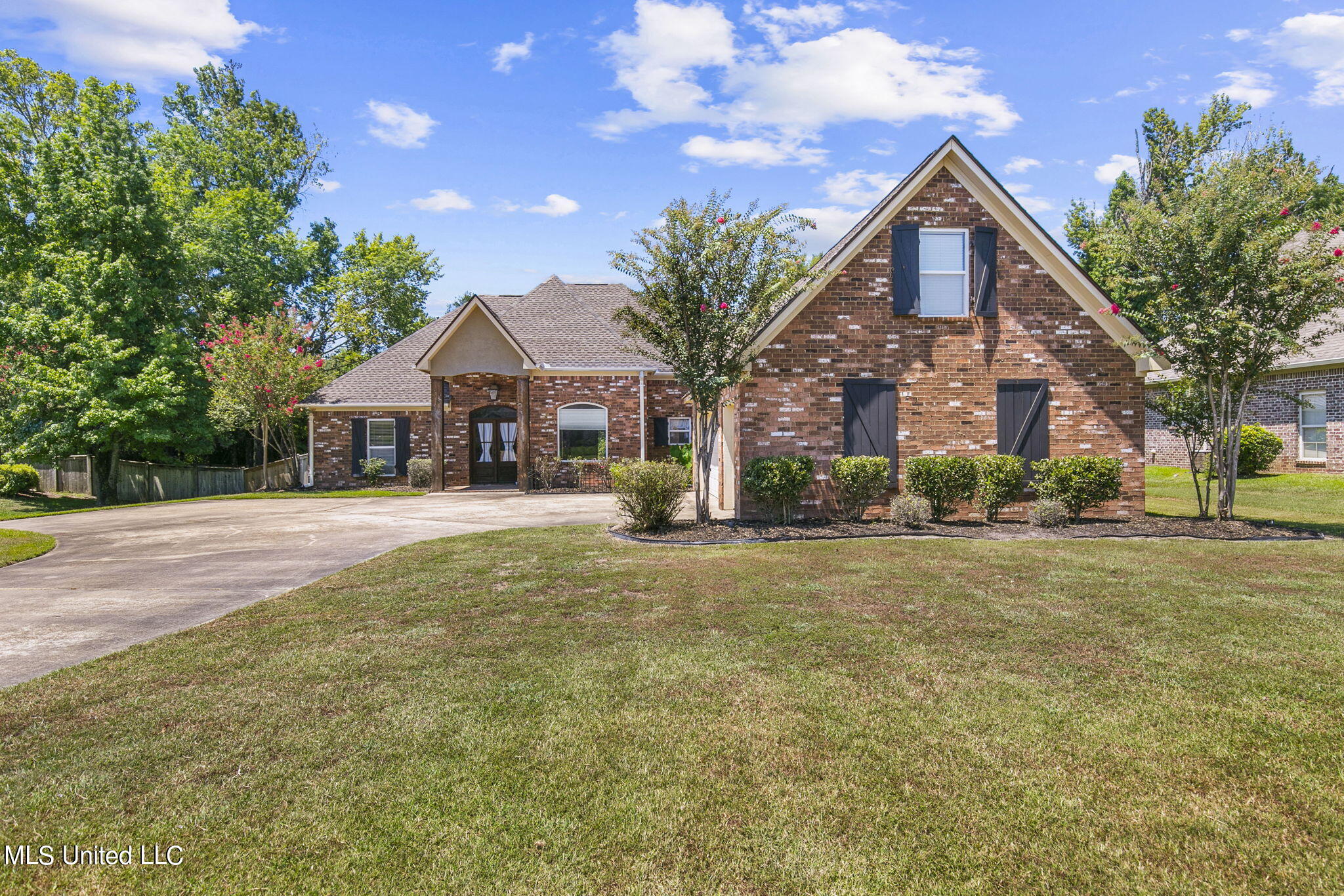 123 Hampton Hills Boulevard, Canton, Mississippi image 1