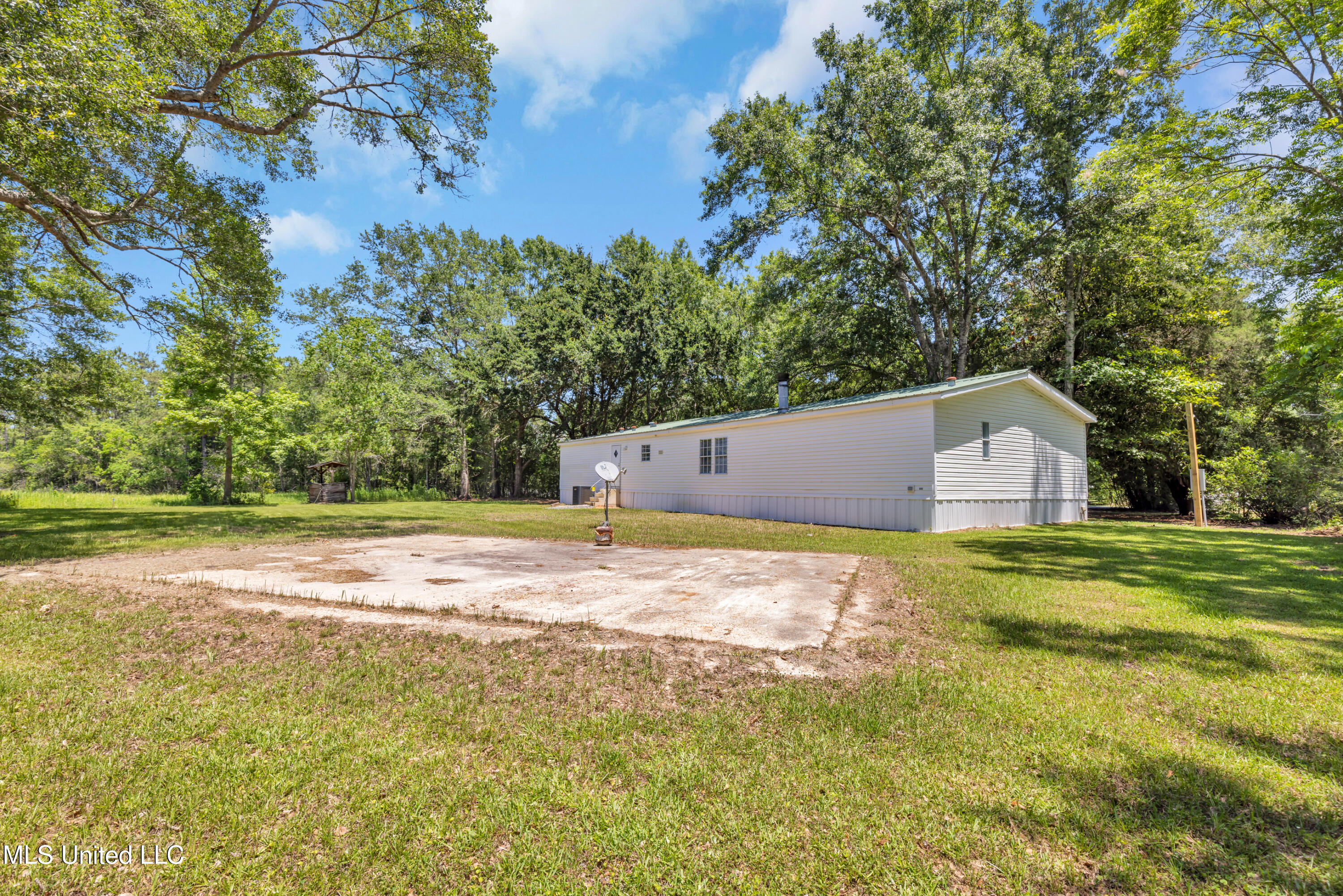 13921 Sagebrush Trail, Moss Point, Mississippi image 25
