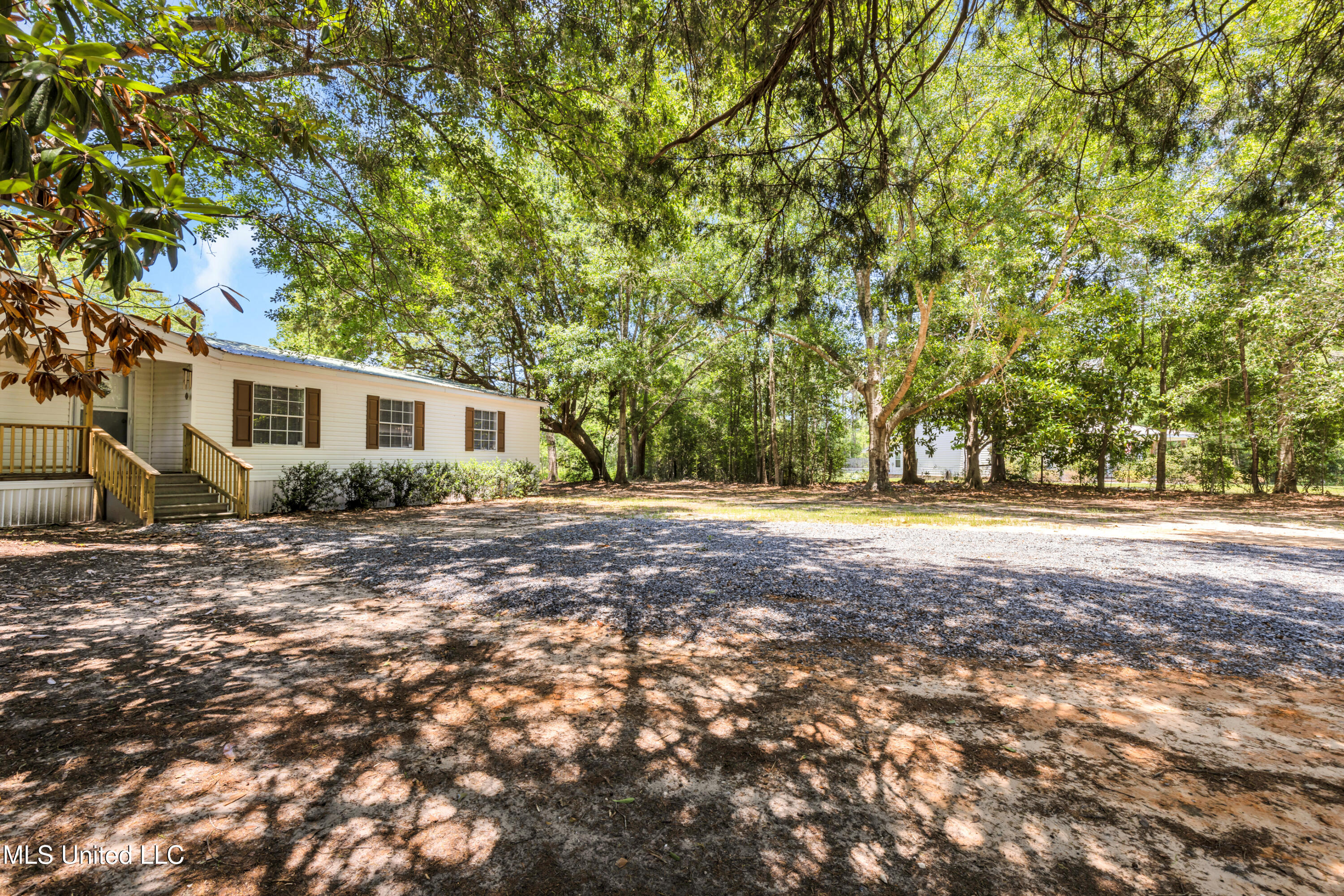 13921 Sagebrush Trail, Moss Point, Mississippi image 4