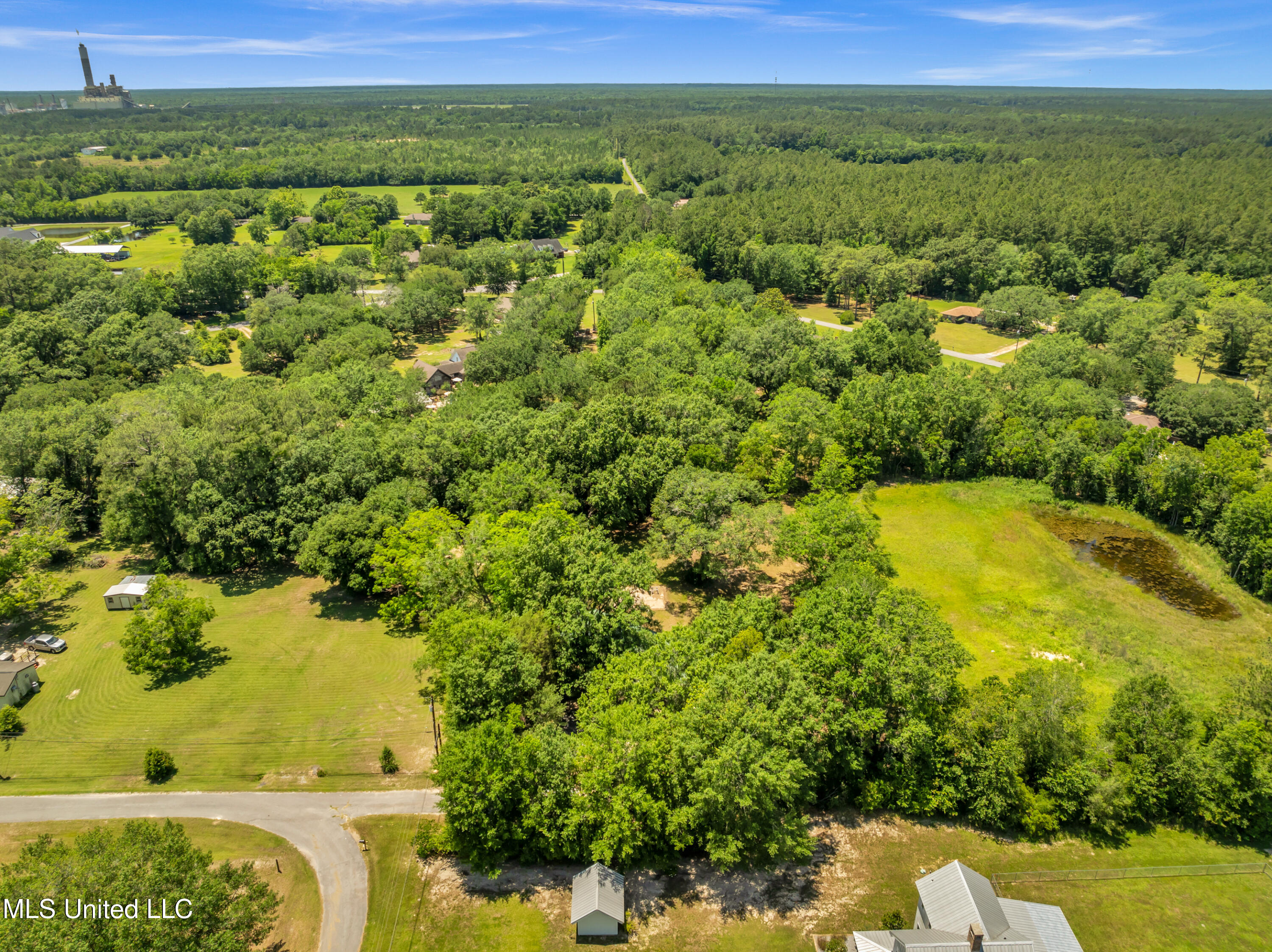13921 Sagebrush Trail, Moss Point, Mississippi image 28