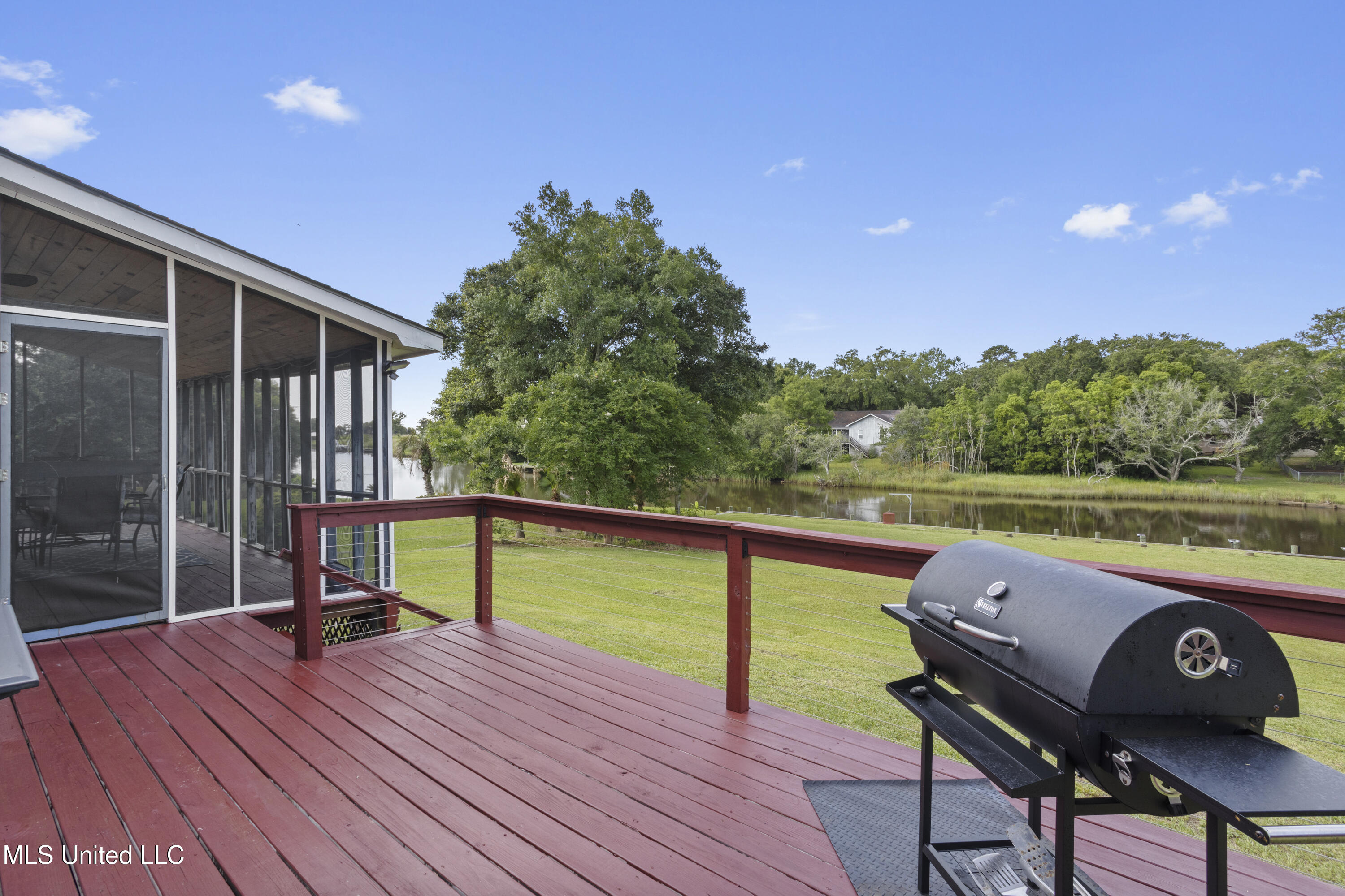 1621 Pat Drive, Gautier, Mississippi image 30