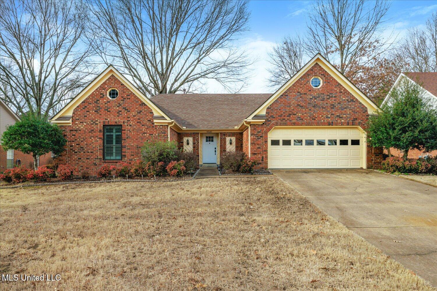 6545 Timber Pine Drive, Southaven, Mississippi image 1