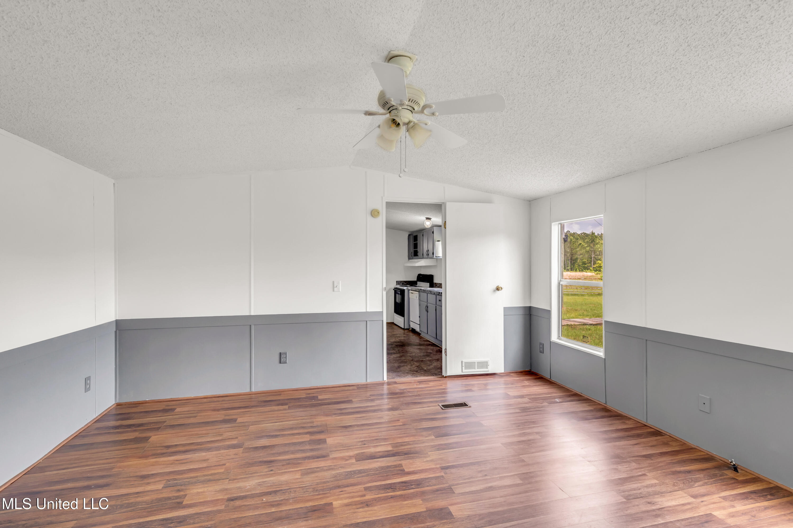 11300 Max Bryant Road, Moss Point, Mississippi image 36