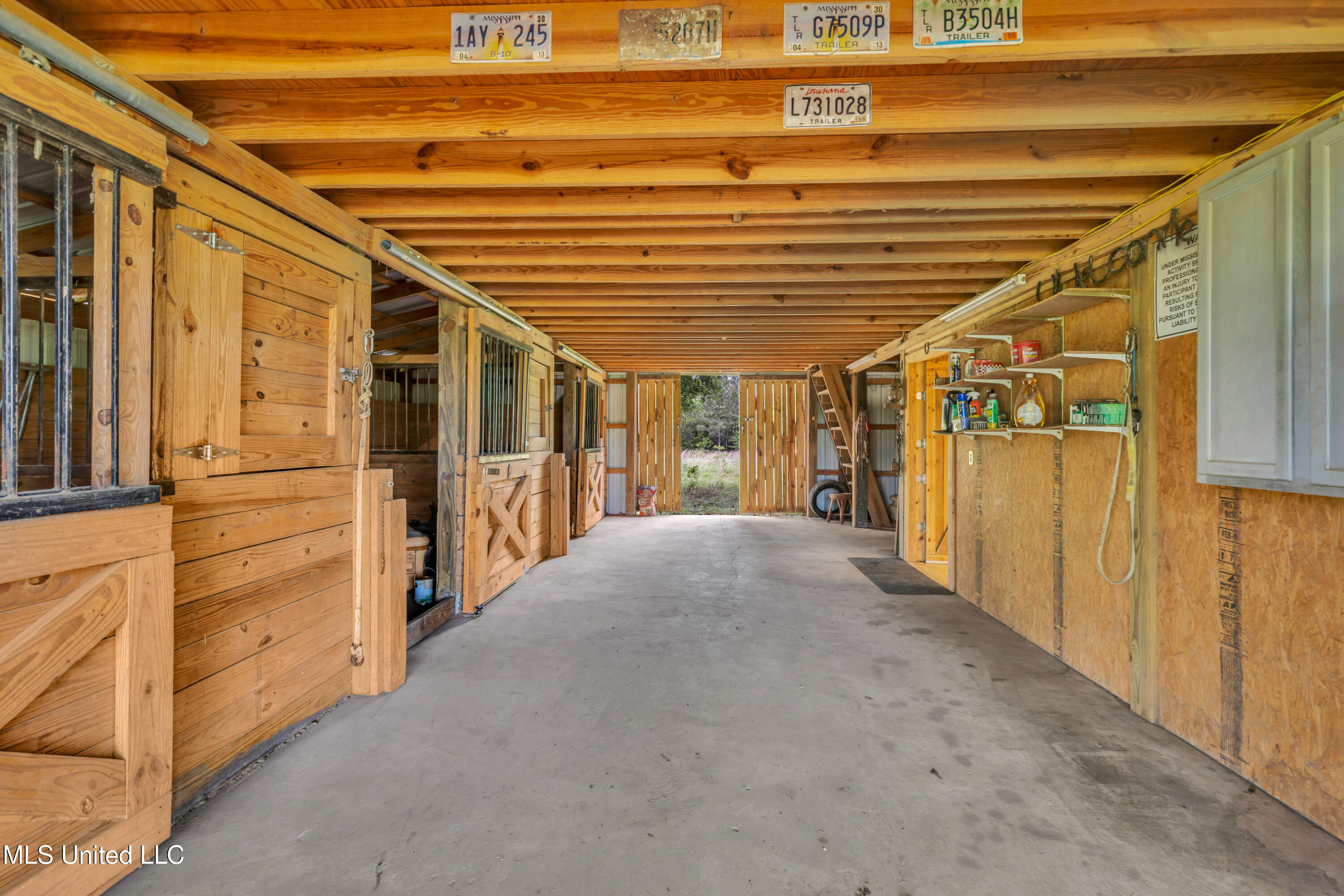 11300 Max Bryant Road, Moss Point, Mississippi image 9