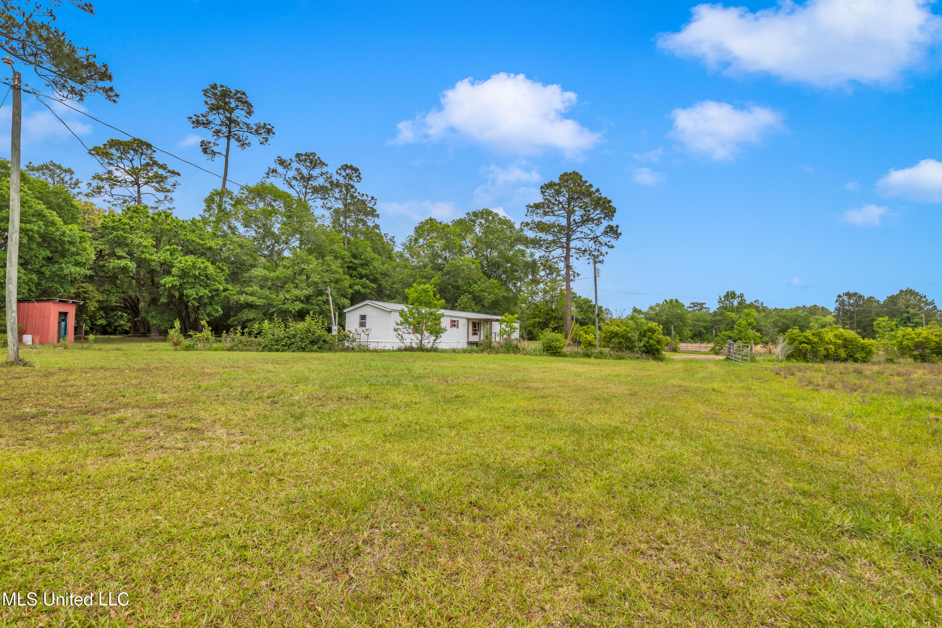 11300 Max Bryant Road, Moss Point, Mississippi image 6