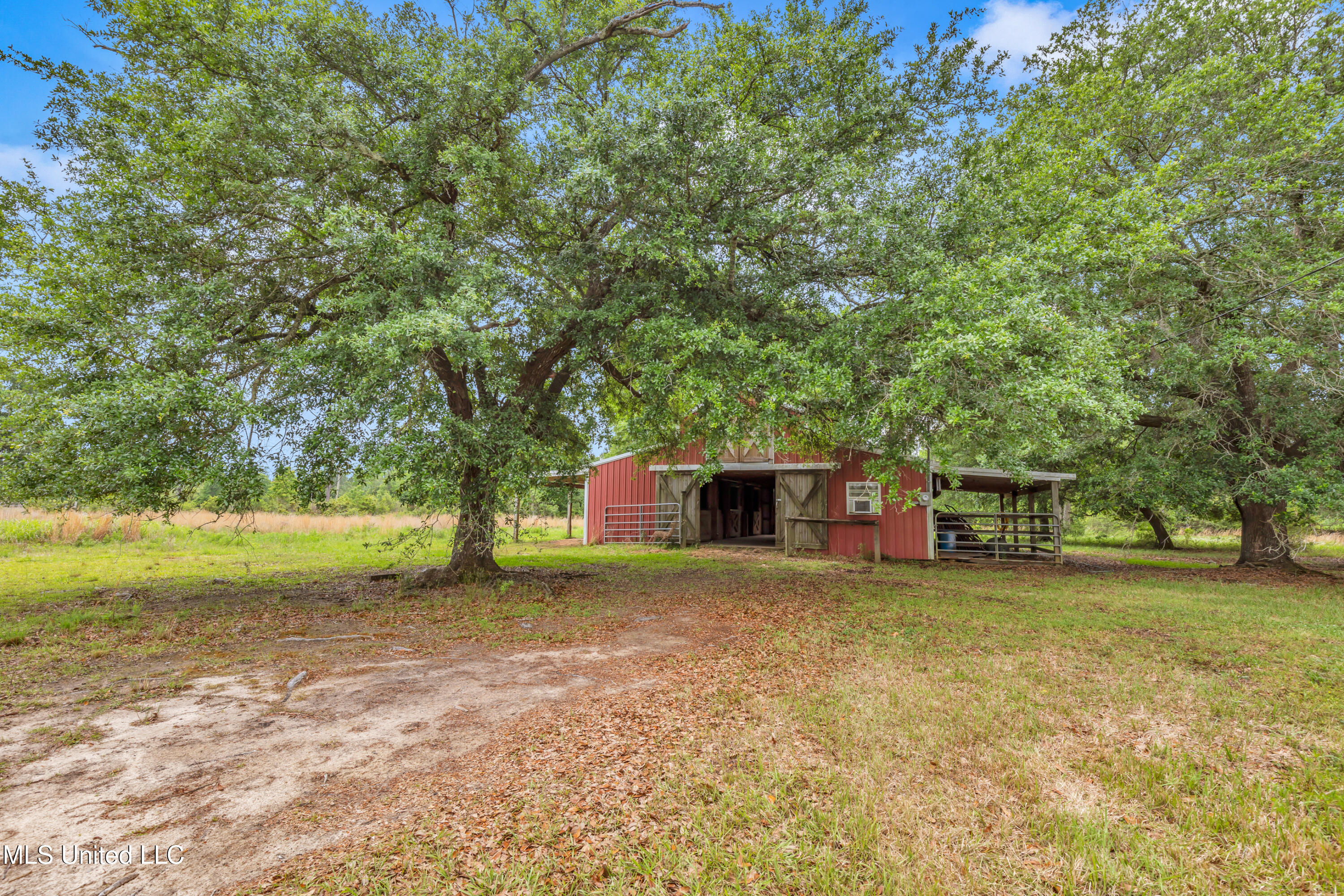 11300 Max Bryant Road, Moss Point, Mississippi image 7