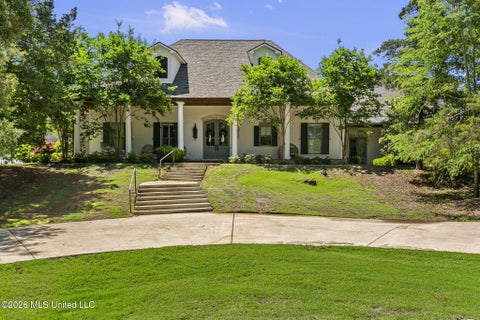 Homes For Sale - 404 Cedarmont Drive<br/> Madison, MS 39110