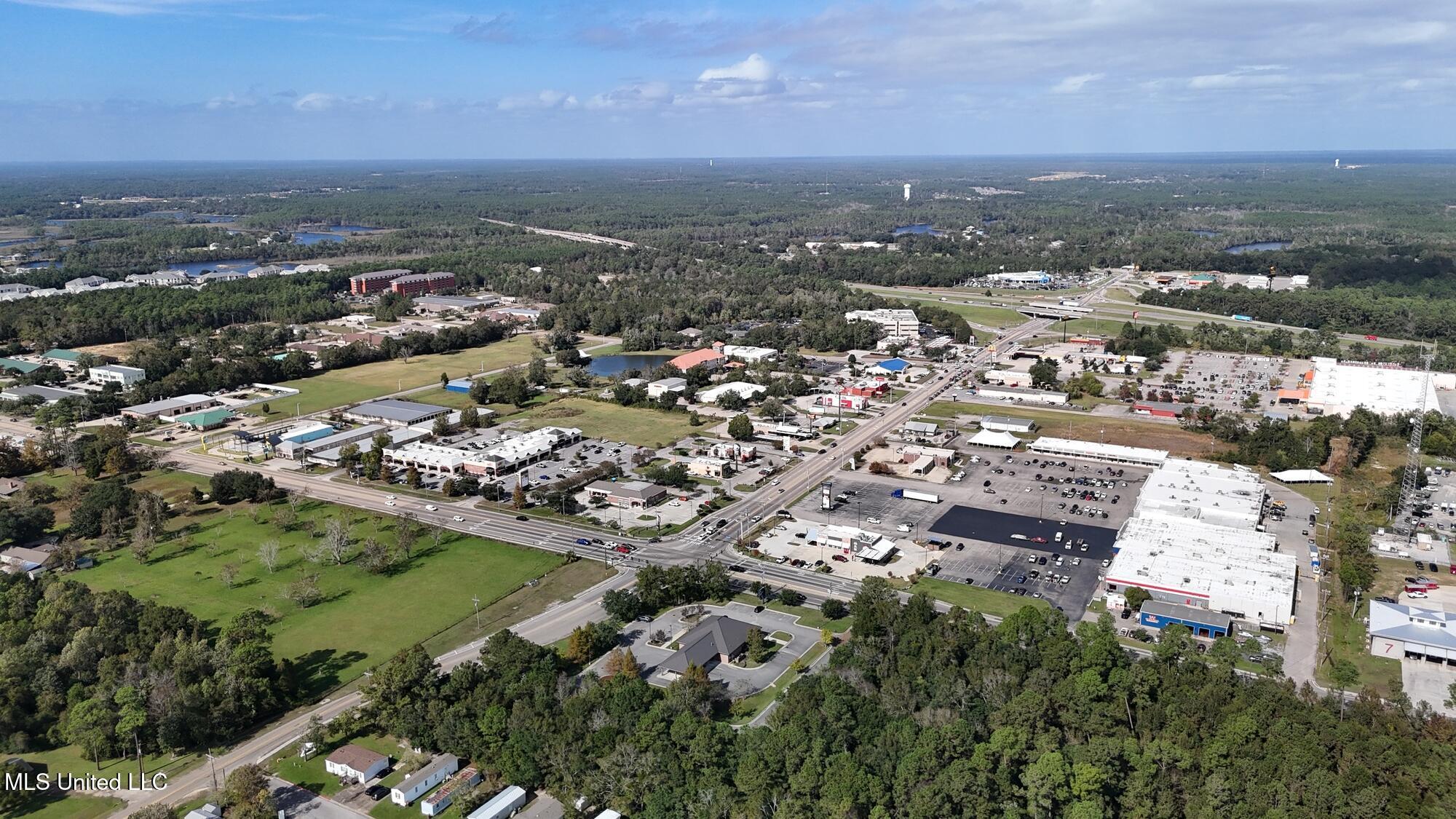 Brodie Road, Biloxi, Mississippi image 2