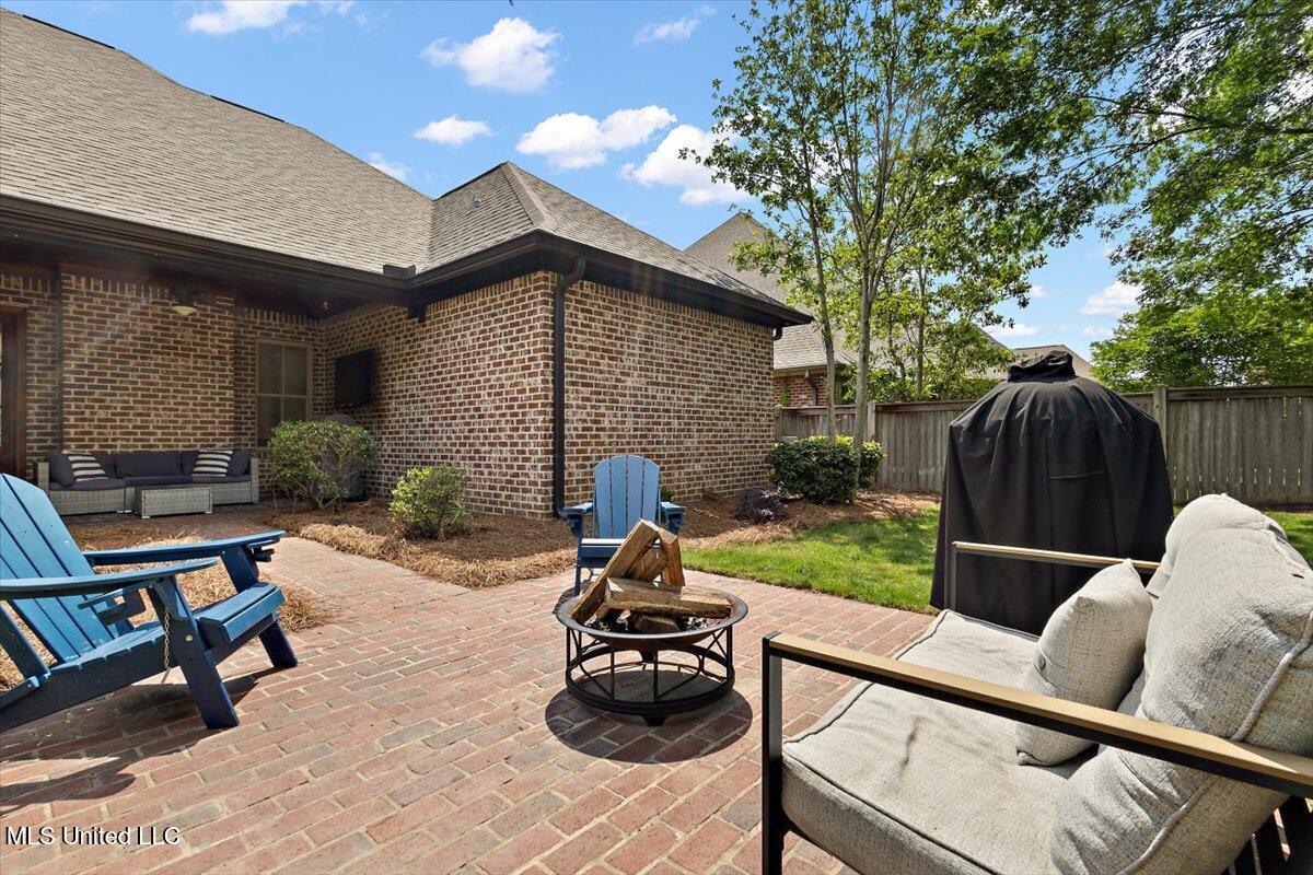 120 Lake Village Drive, Madison, Mississippi image 43