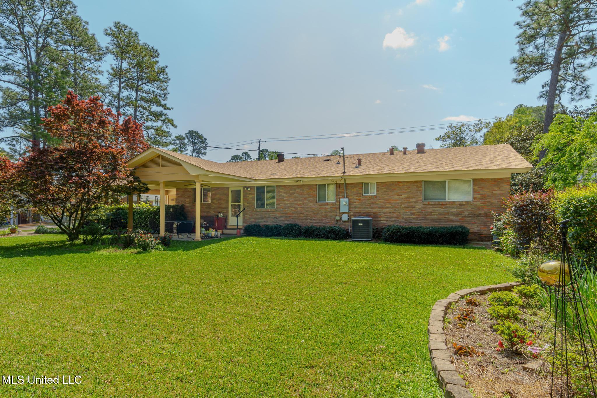 2201 Mcinnis Street, Hattiesburg, Mississippi image 5