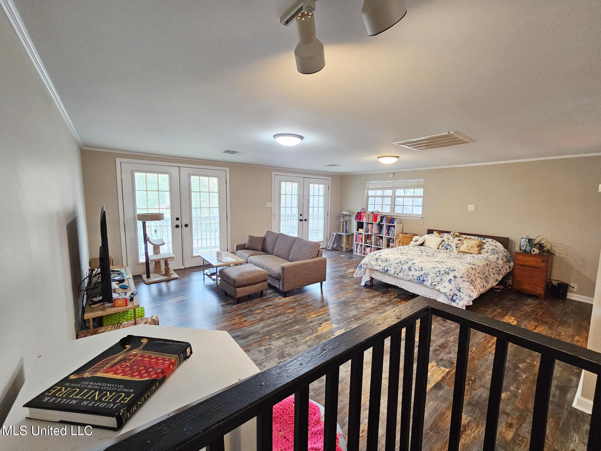 906 W Lakeshore Drive, Carriere, Mississippi image 12