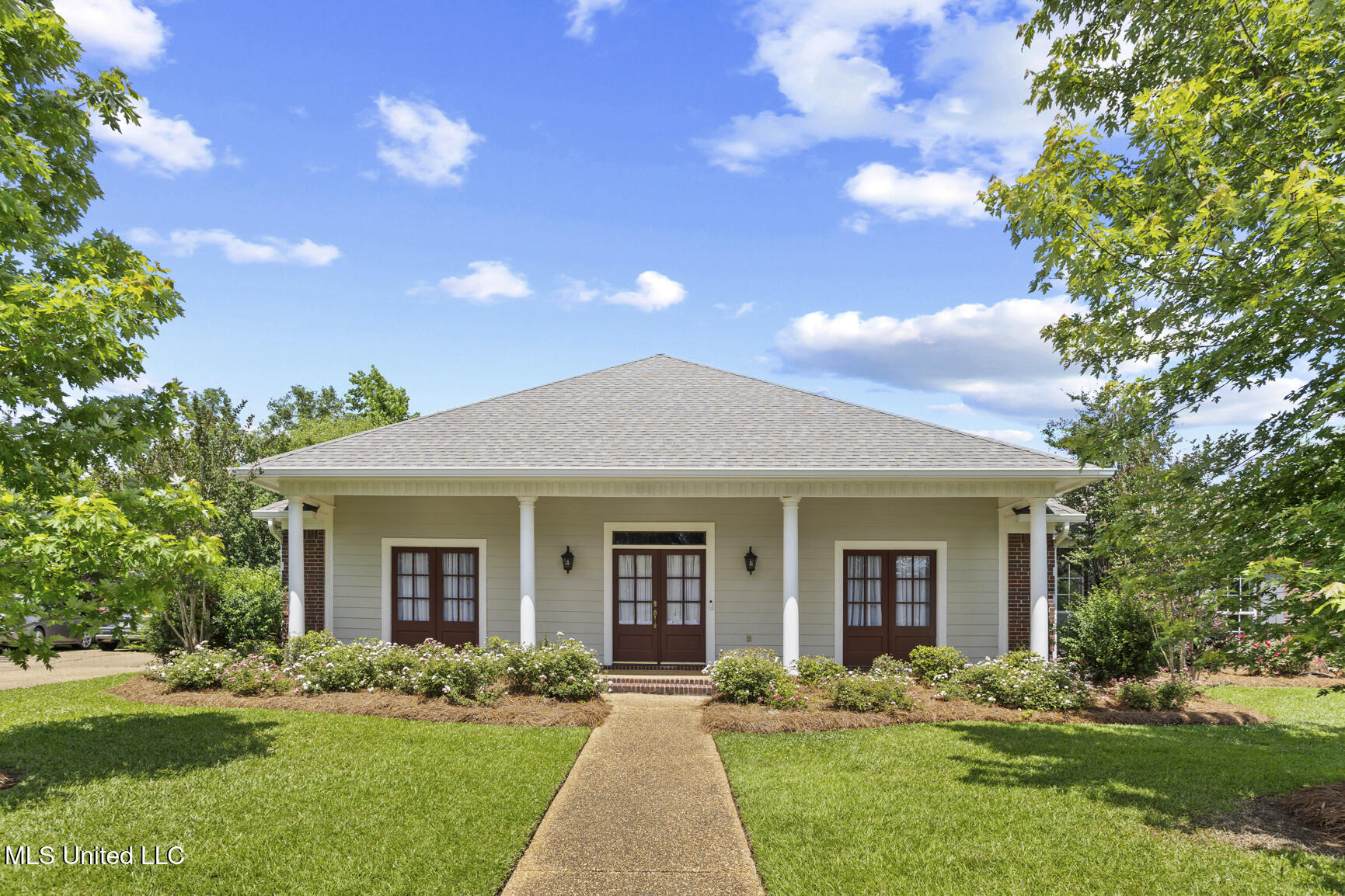 311 Windy Ridge Drive, Brandon, Mississippi image 1