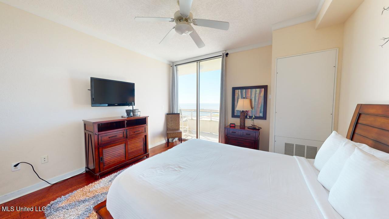 2060 Beach Boulevard #902, Biloxi, Mississippi image 15