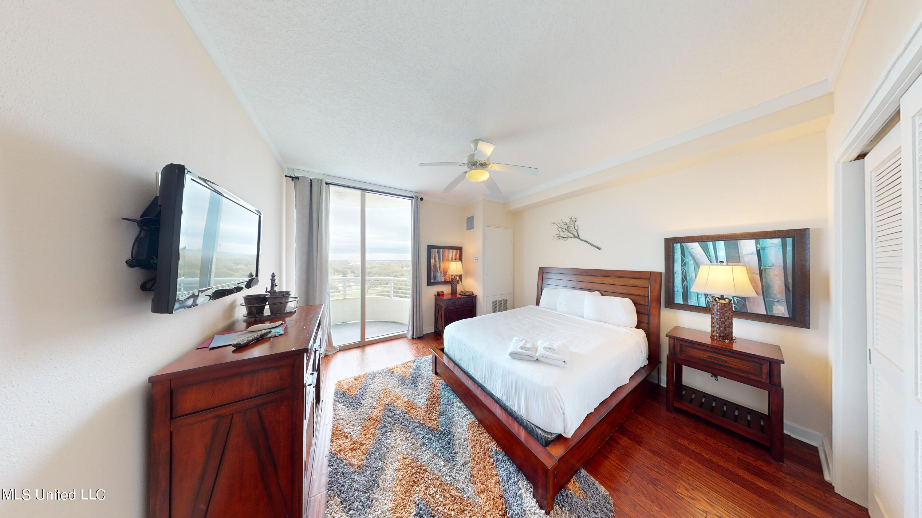 2060 Beach Boulevard #902, Biloxi, Mississippi image 10