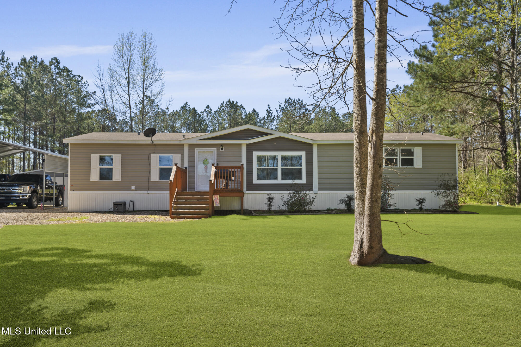 1190 Ovett Moselle Road, Ellisville, Mississippi image 2