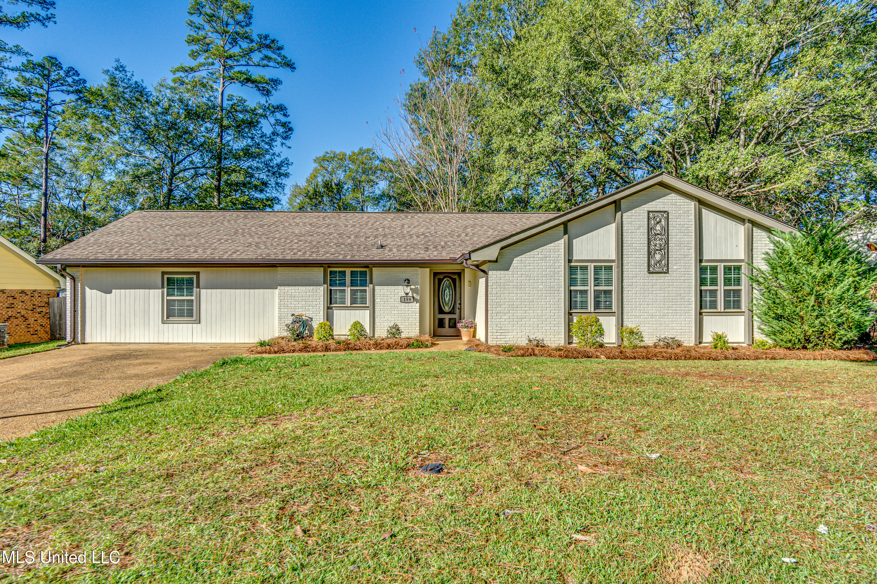 159 Post Hill Road, Brandon, Mississippi image 1