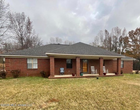 Homes For Sale - 1340 Alonzo Gipson Road<br/> Sardis, MS 38666
