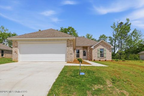 Homes For Sale - 552 Patrick Farms Drive<br/> Pearl, MS 39208