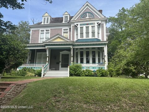 Homes For Sale - 200 Saint Charles Avenue<br/> Adams County, Natchez, MS 39120