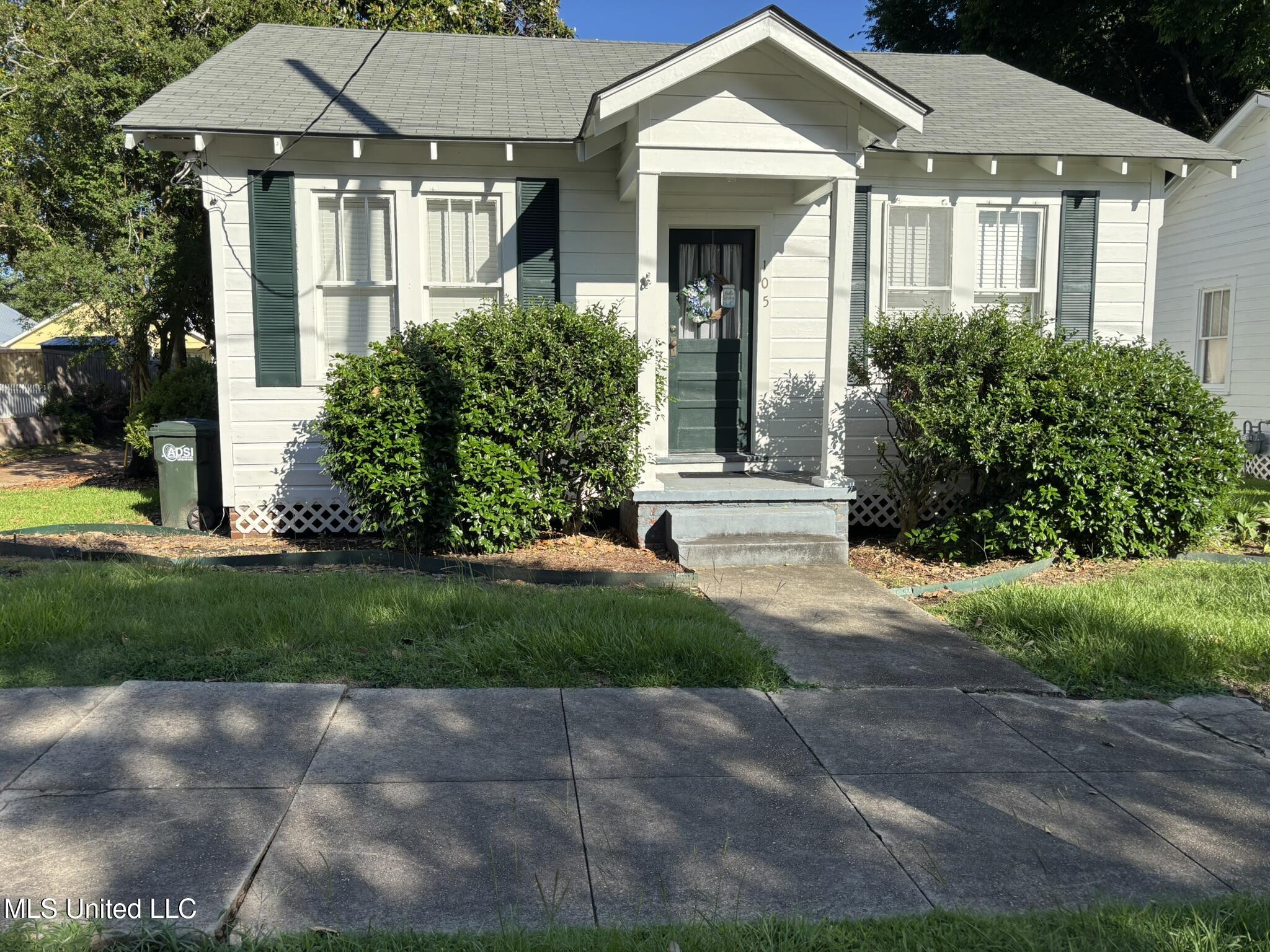 105 Linton Avenue, Natchez, Mississippi image 1