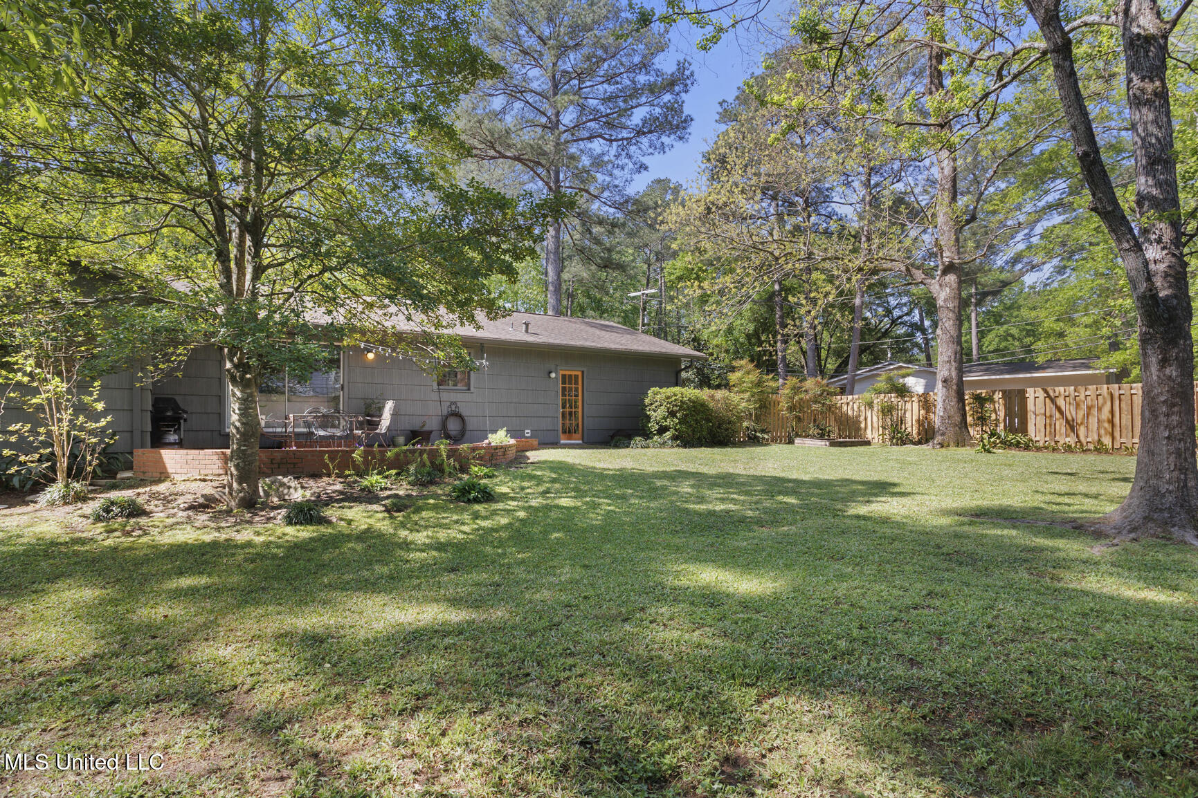2206 E E Northside Dr Drive, Jackson, Mississippi image 29