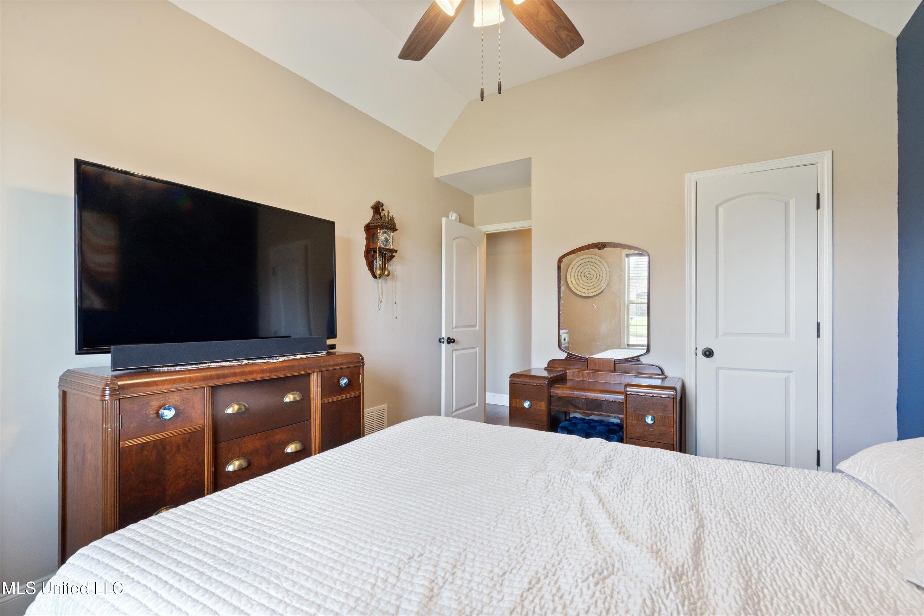 402 Robin Cove, Senatobia, Mississippi image 14