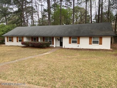 Homes For Sale - 1630 Plantation Boulevard<br/> Jackson, MS 39211