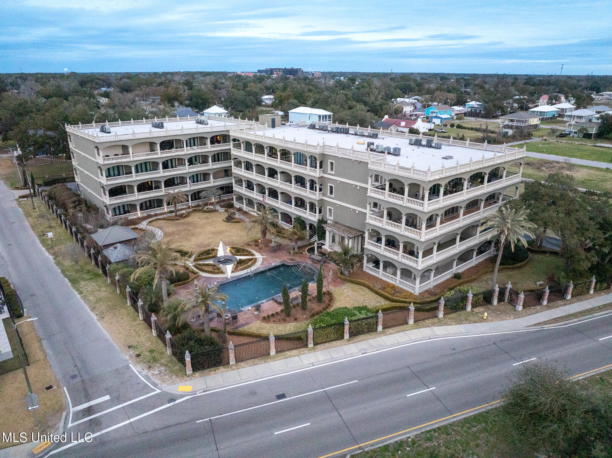 4640 W Beach Boulevard #B3, Gulfport, Mississippi image 1