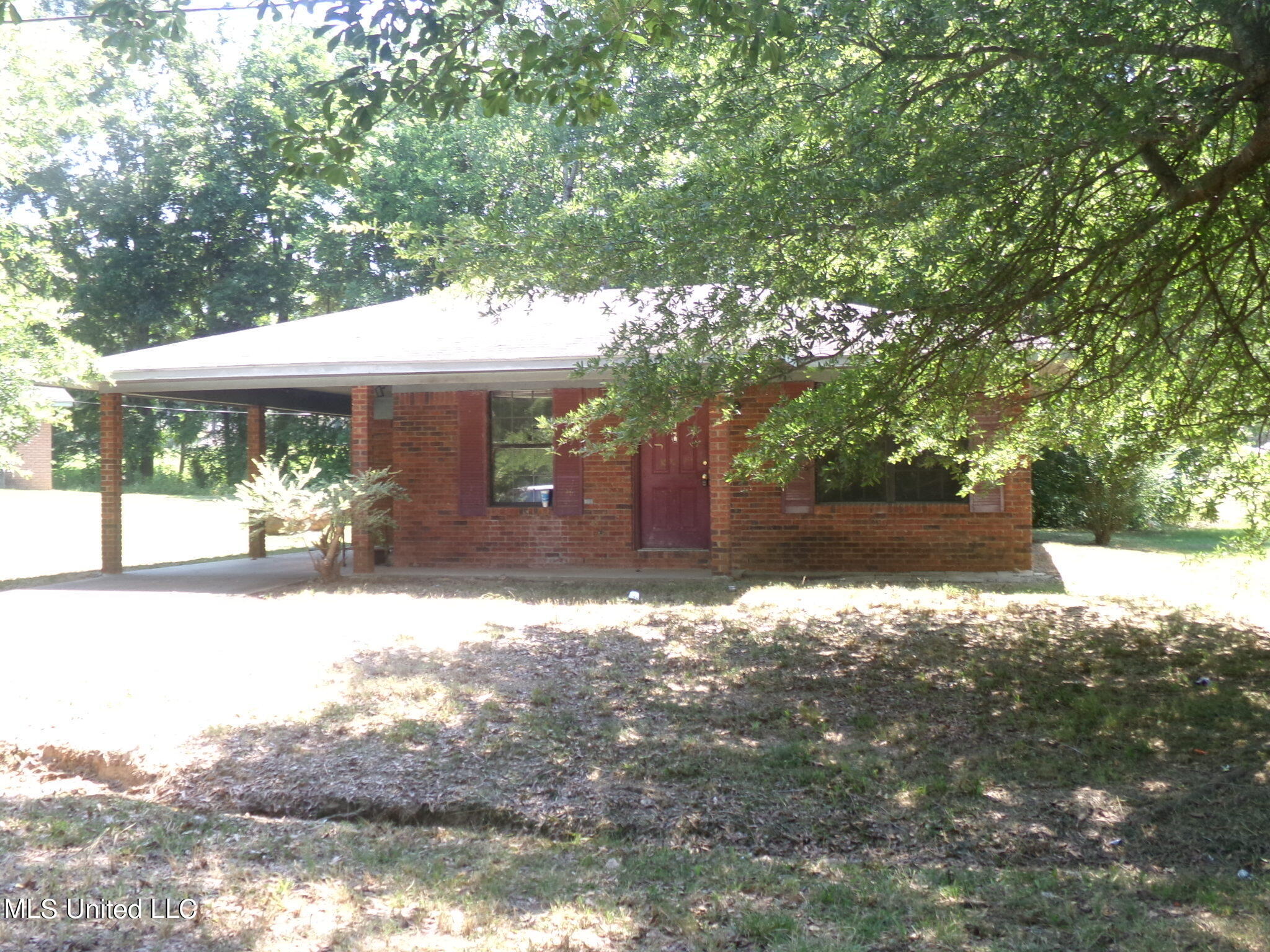 1268 Nell Street, Charleston, Mississippi image 1