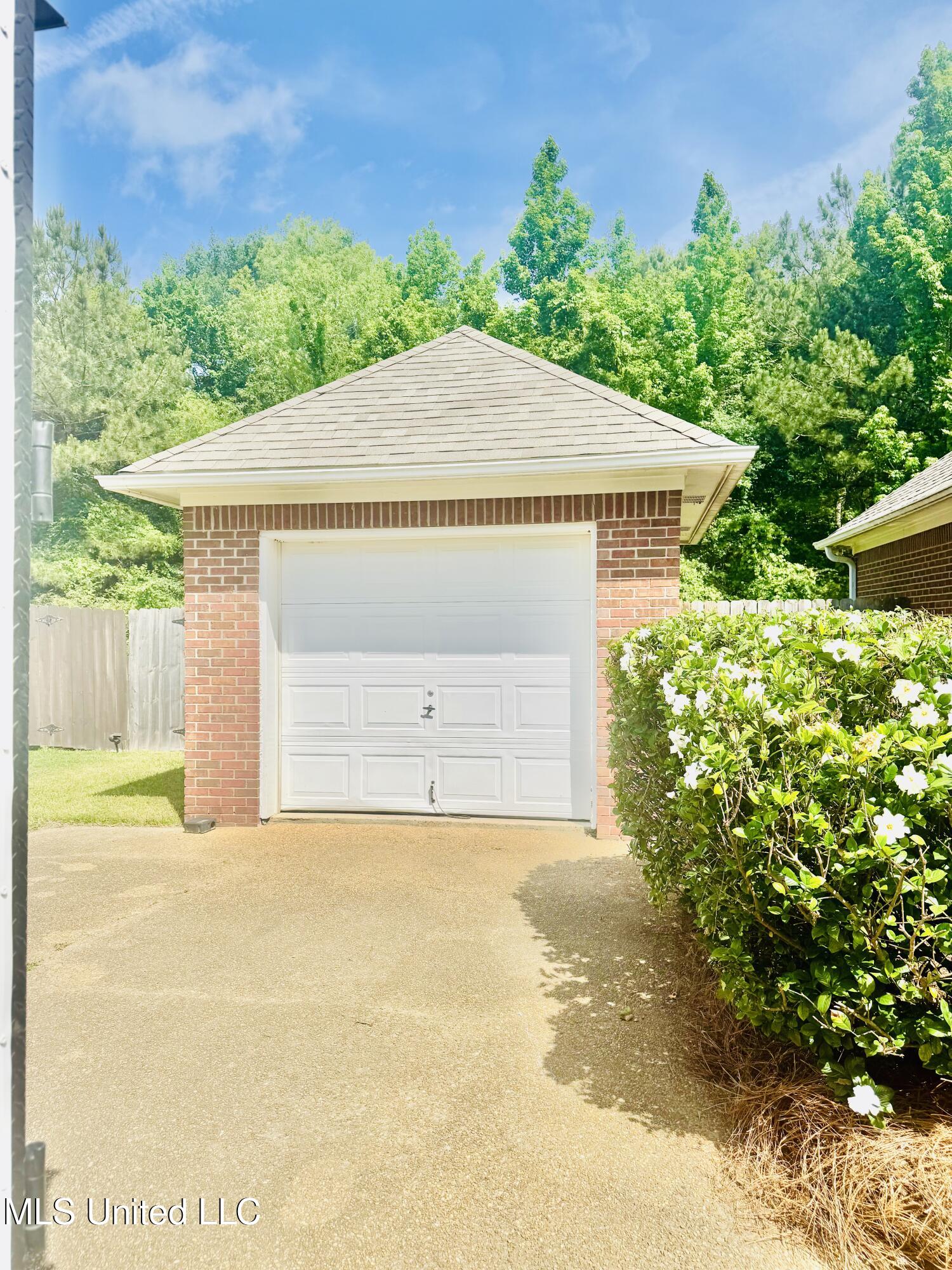 121 Butler Creek Drive, Florence, Mississippi image 7