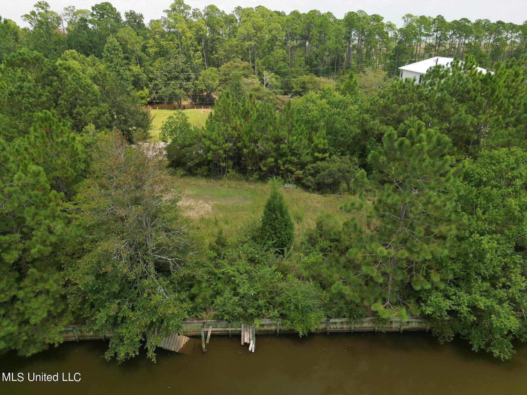 354 Loulu Place, Diamondhead, Mississippi image 11